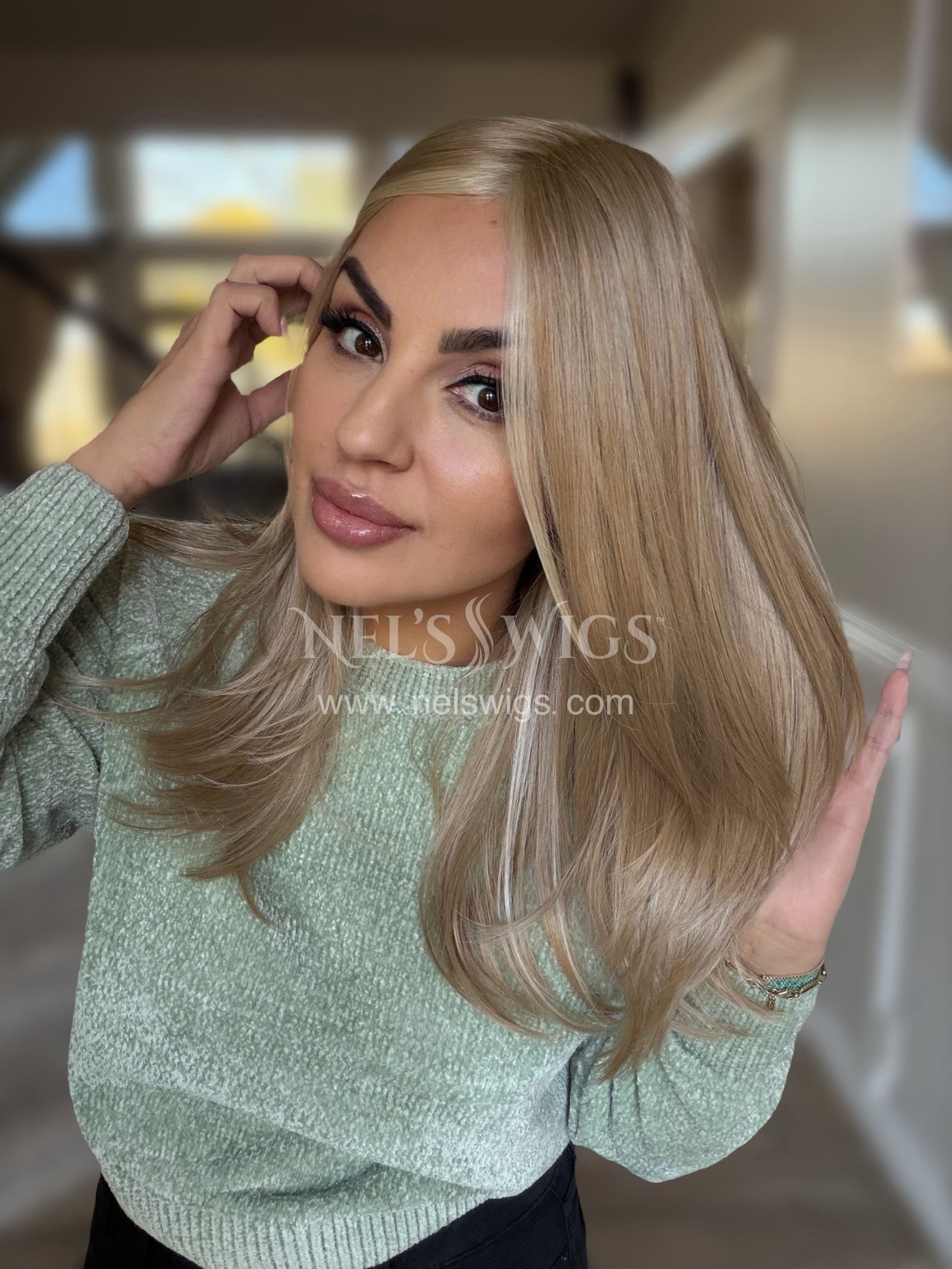 Raquel 02 - Monofilament - Medium Neutral Blonde