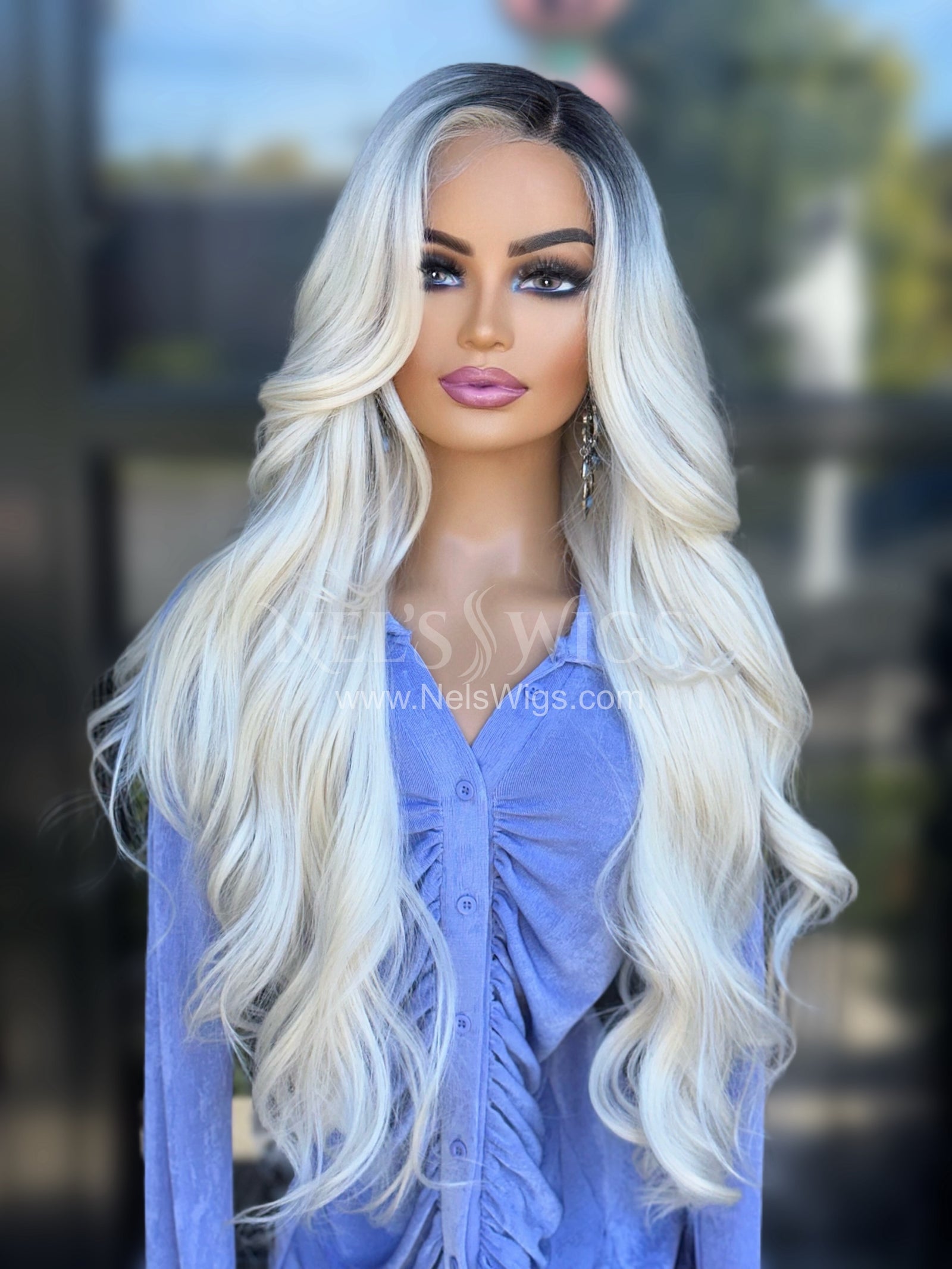 Leslie 02