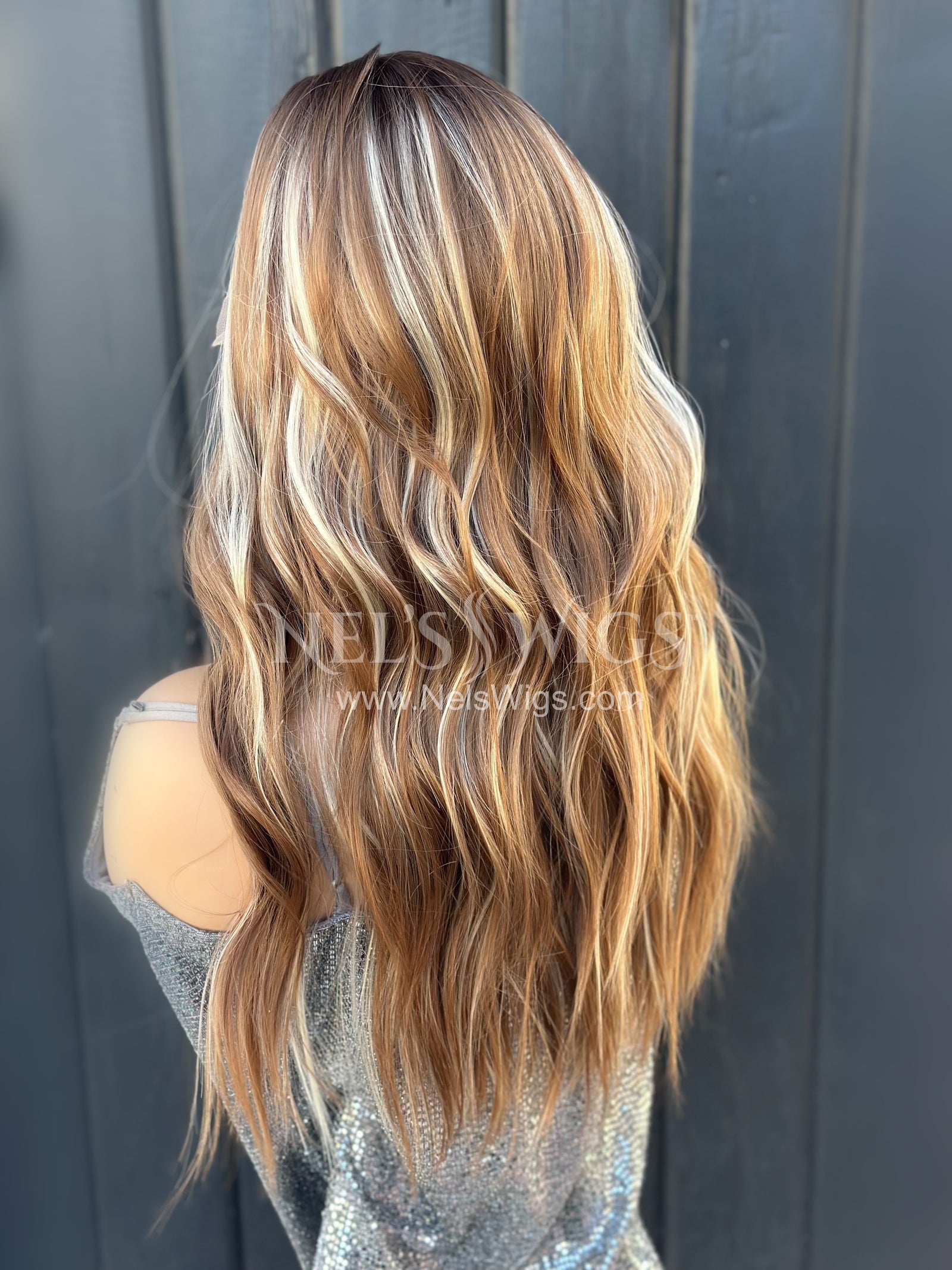 Nora 02 - Warm Brunette with Highlights