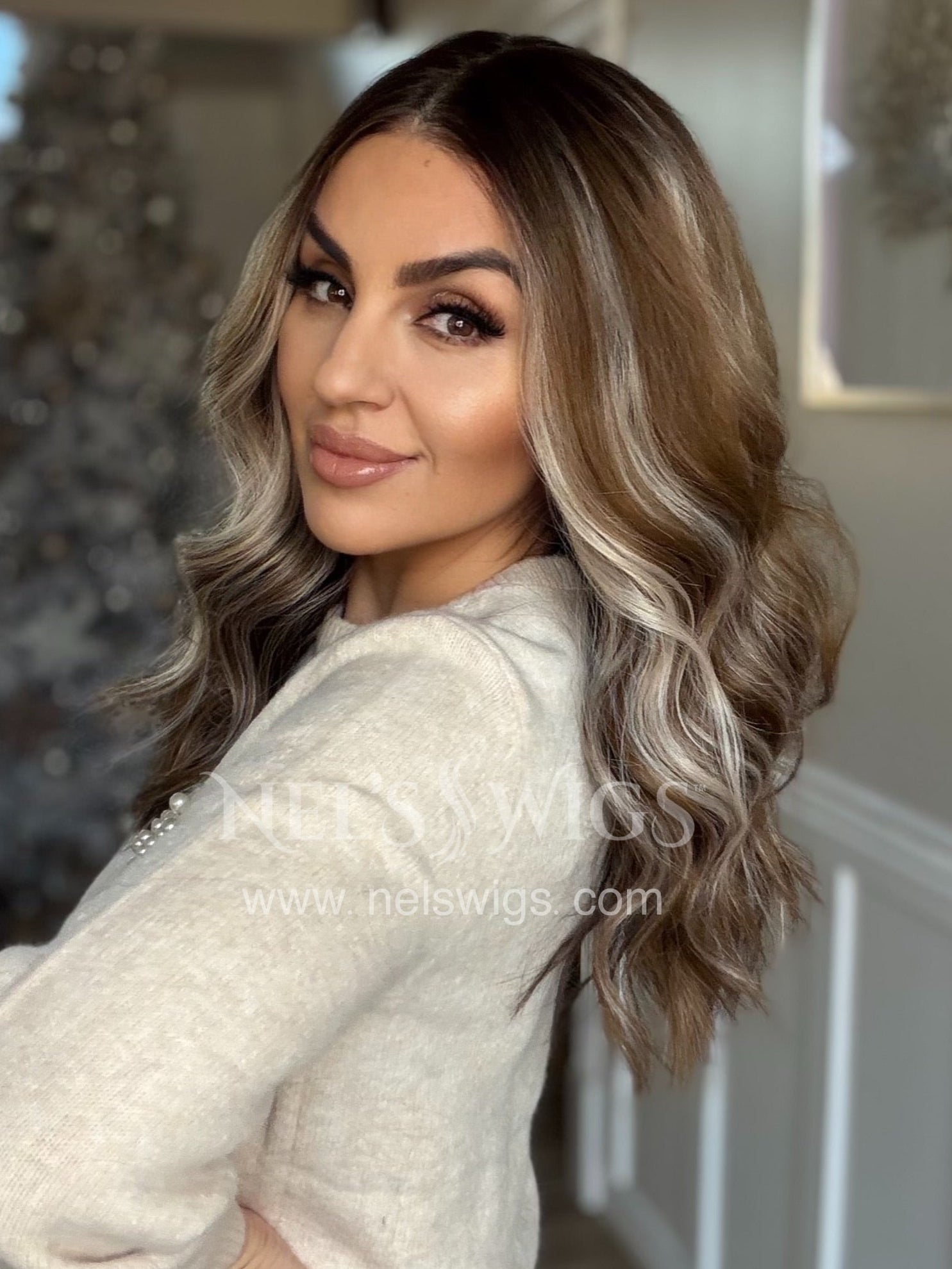 Leah 04 - Golden Brown and Cool Blonde Mix