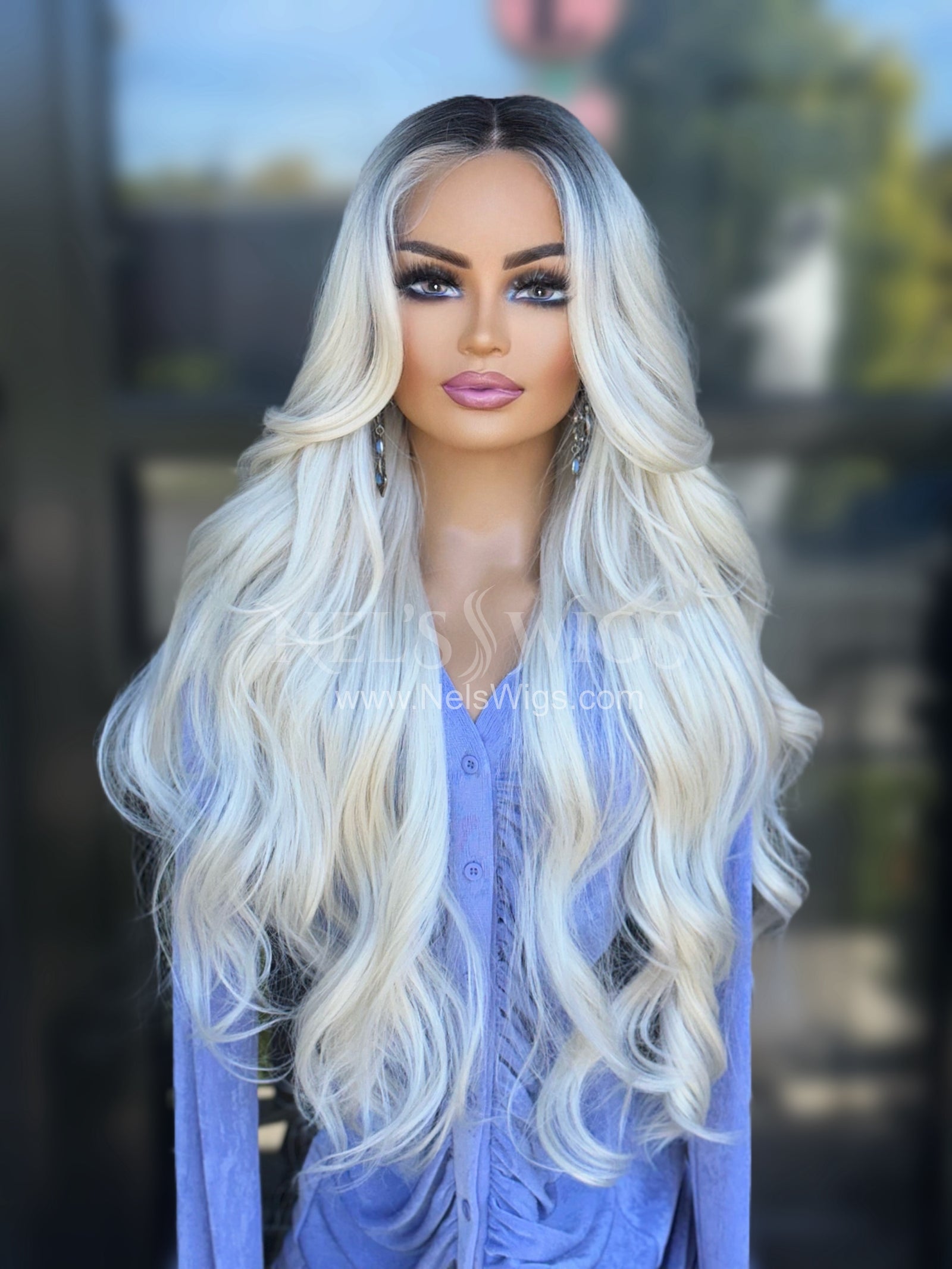 Leslie 02