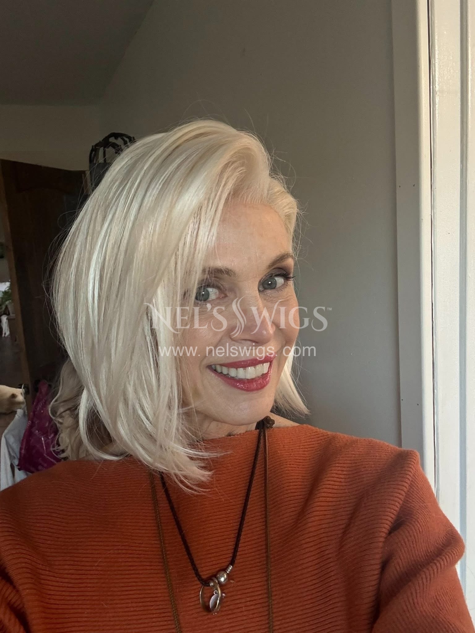 Nikki 02 - Creamy Platinum with Lowlights