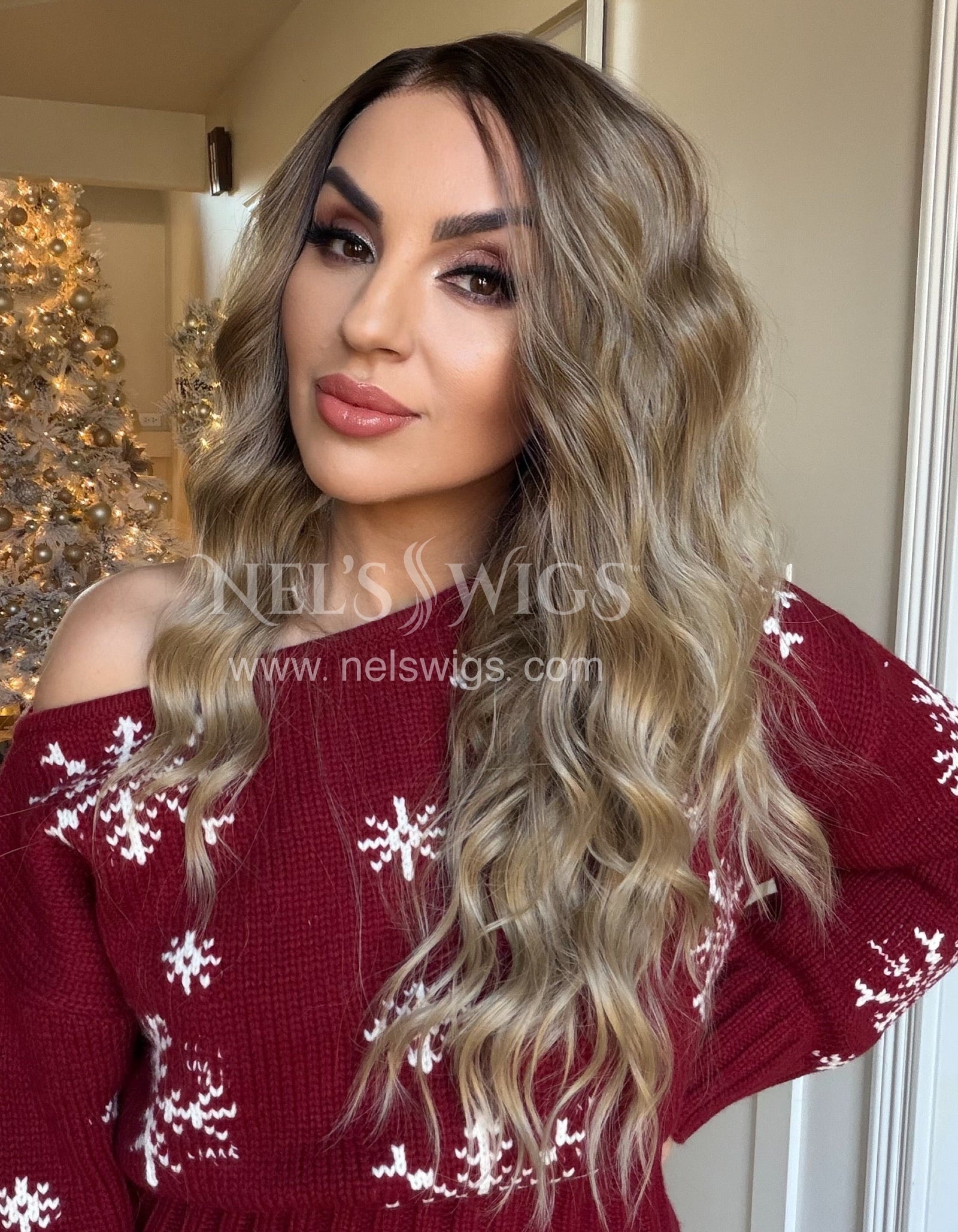 Venus 01 - Bronde (Petit to Small, Average)