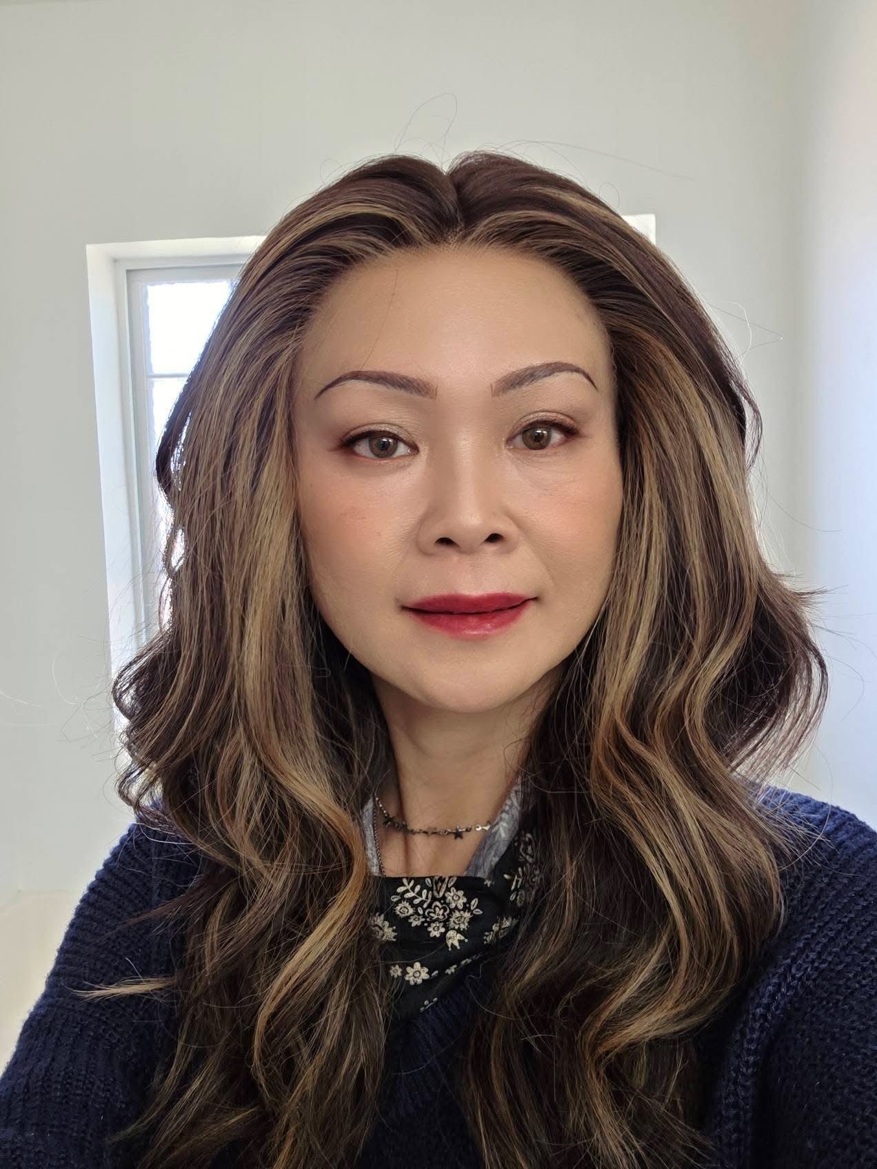 Ivette 04 (Small, Average)