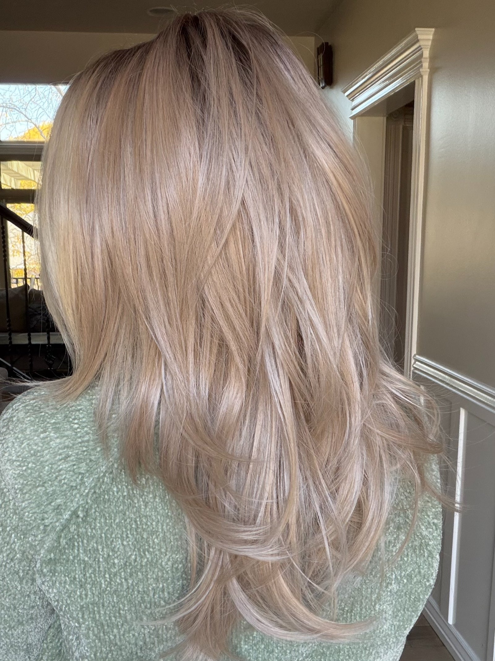 Rosanna 06 - Average - Neutral Blonde