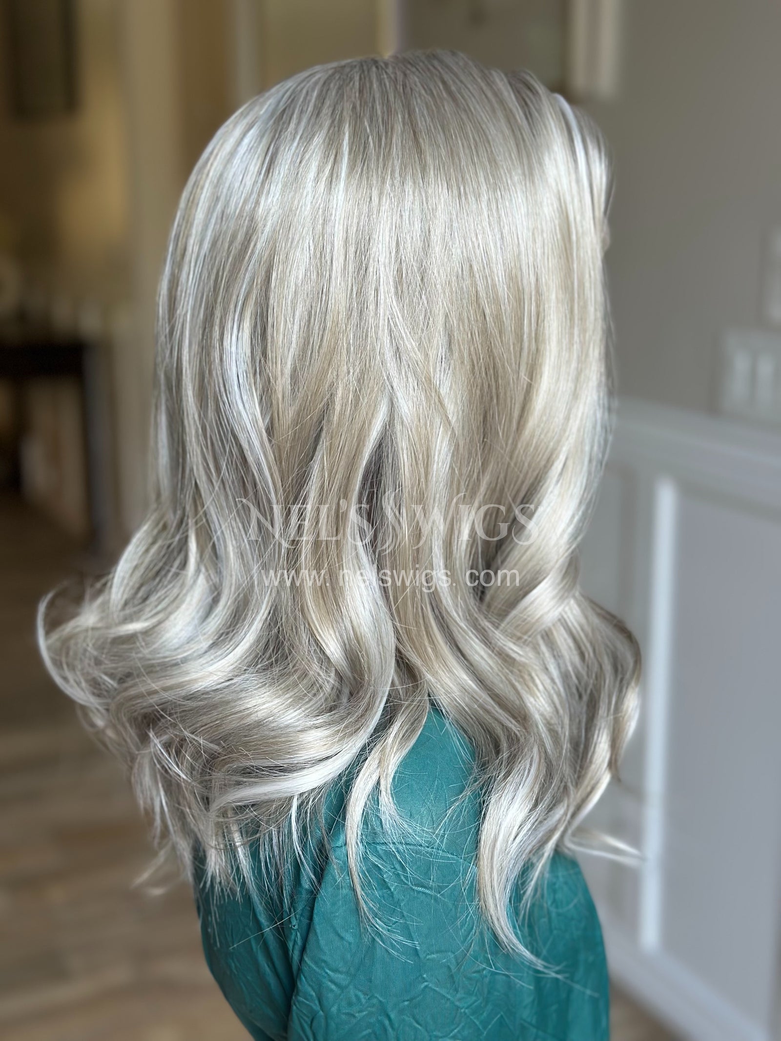 Terry 02 - Ash Blonde Non Rooted