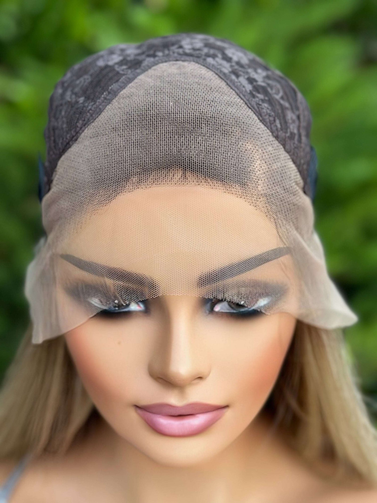 Tracy 01 - OG - Medium Neutral Blonde with Warm Blonde Ends
