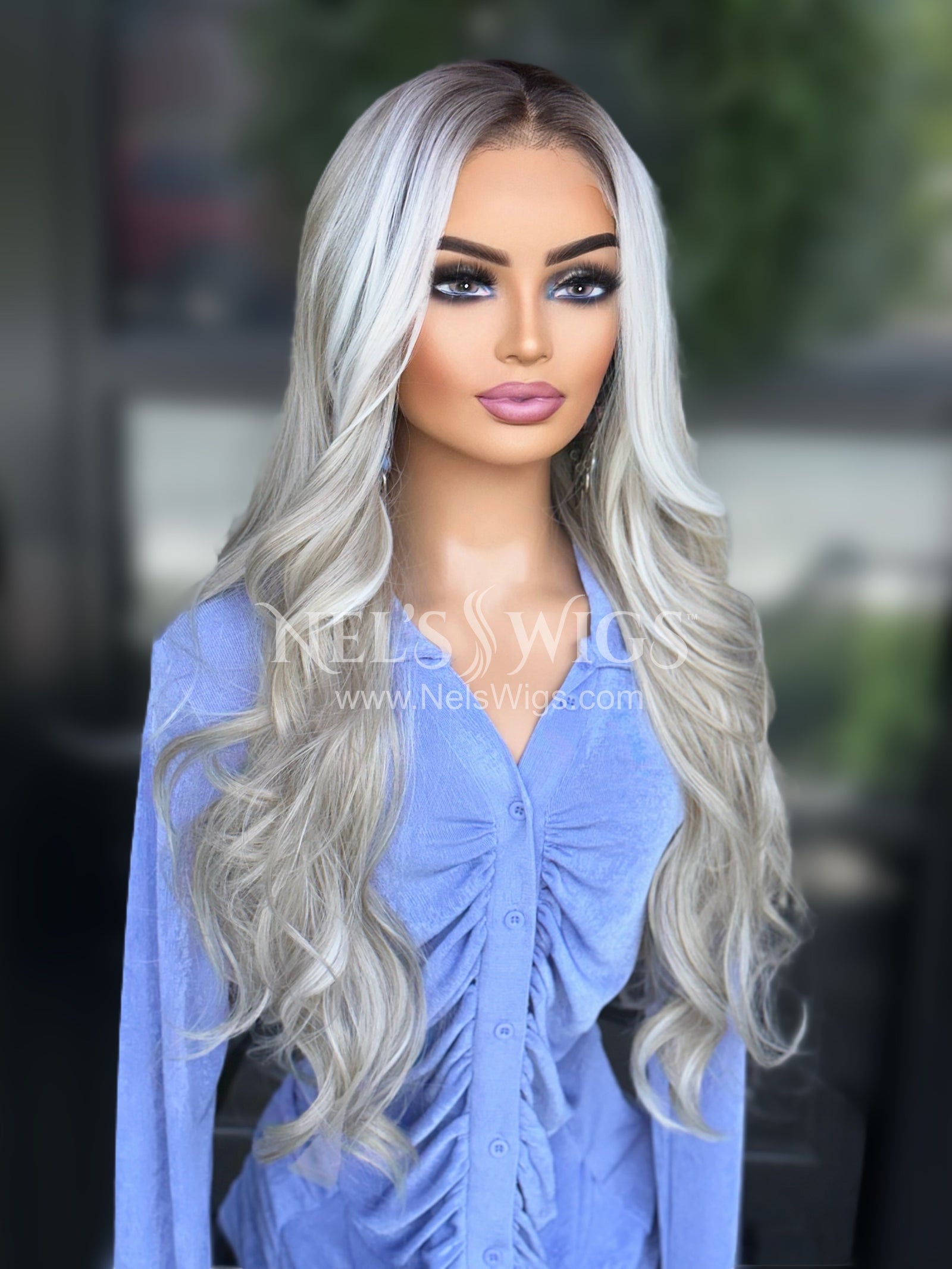 Stevi 11 - Ash Blonde with Money Pieces