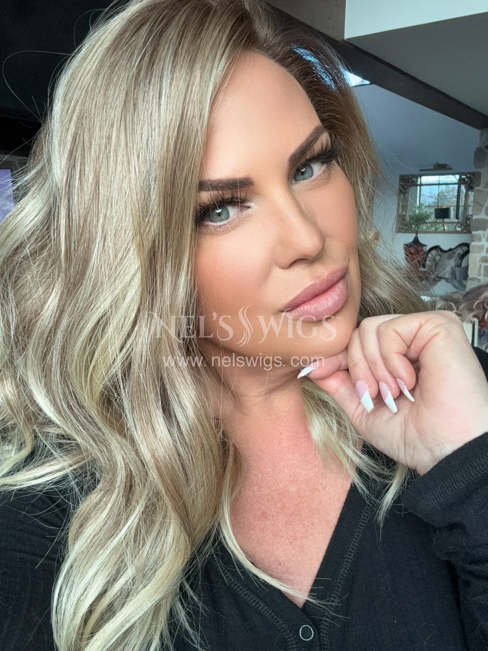 Terry 04 - Medium NEUTRAL BLONDE WITH WARM BLONDE ENDS