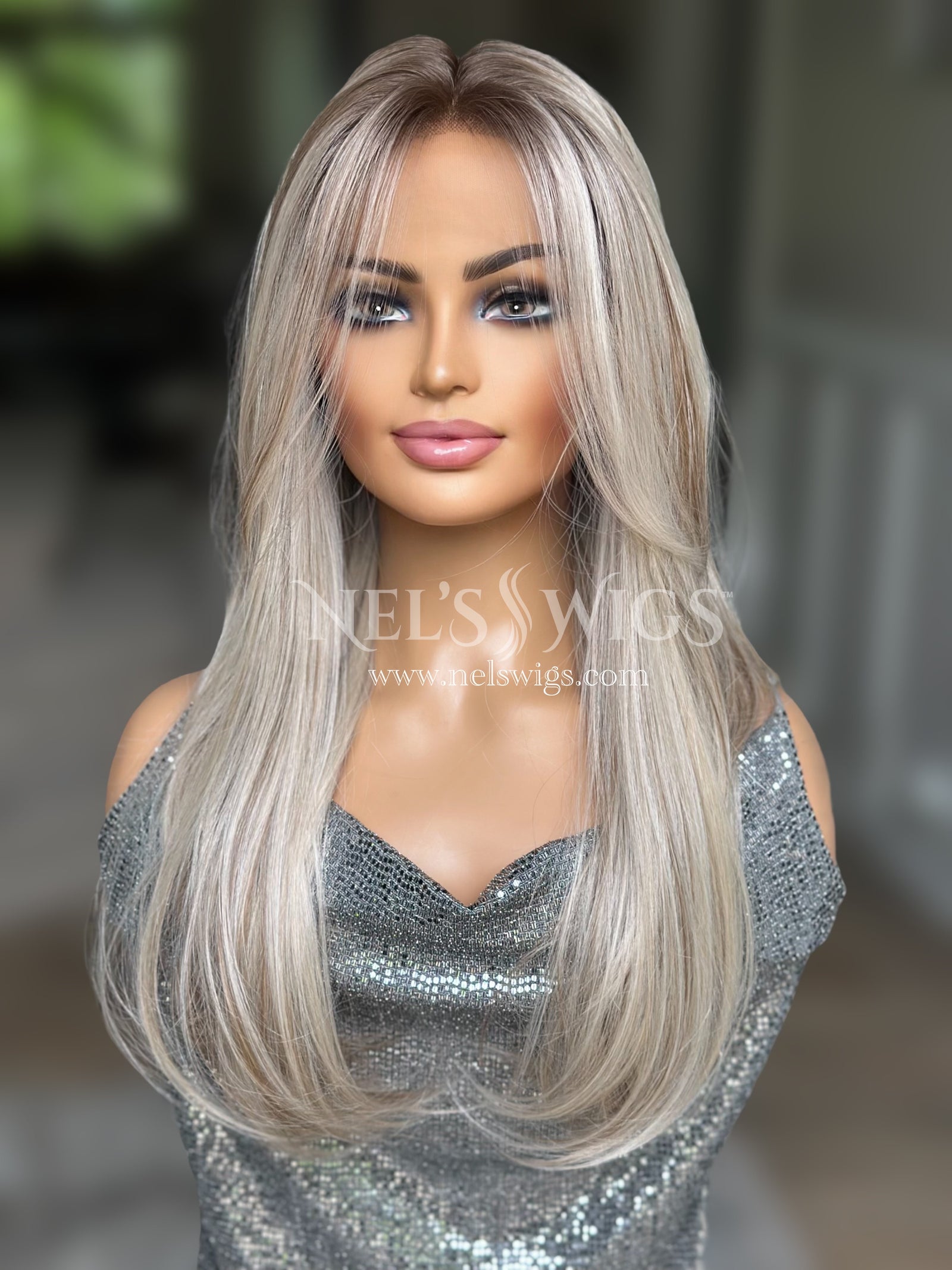 Tracy 13 -  Neutral Blonde with Light Brown Lowlights