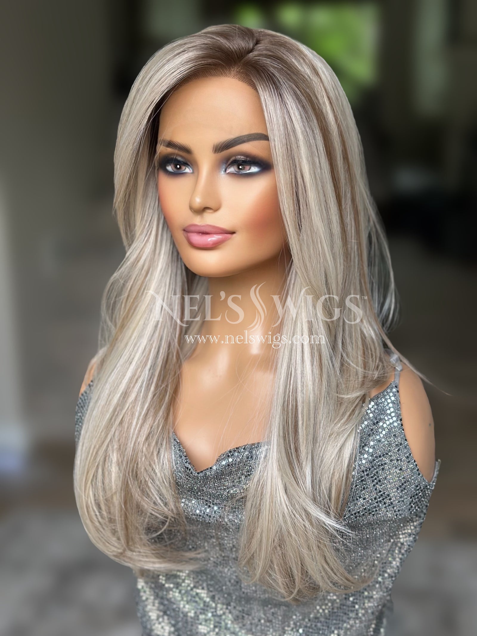 Tracy 13 -  Neutral Blonde with Light Brown Lowlights