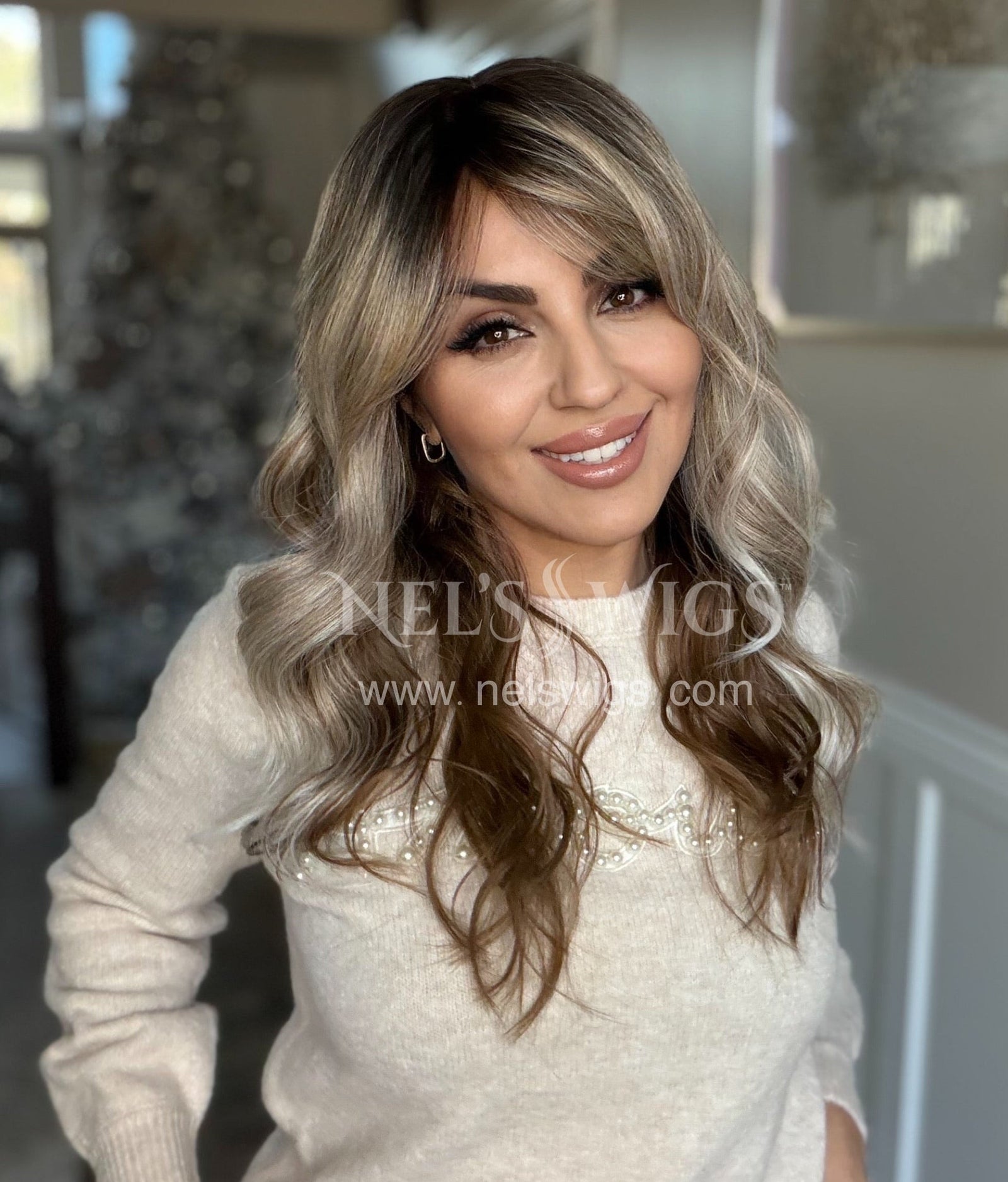 Vasie 01 - Sandy Blonde and Reddish Brown