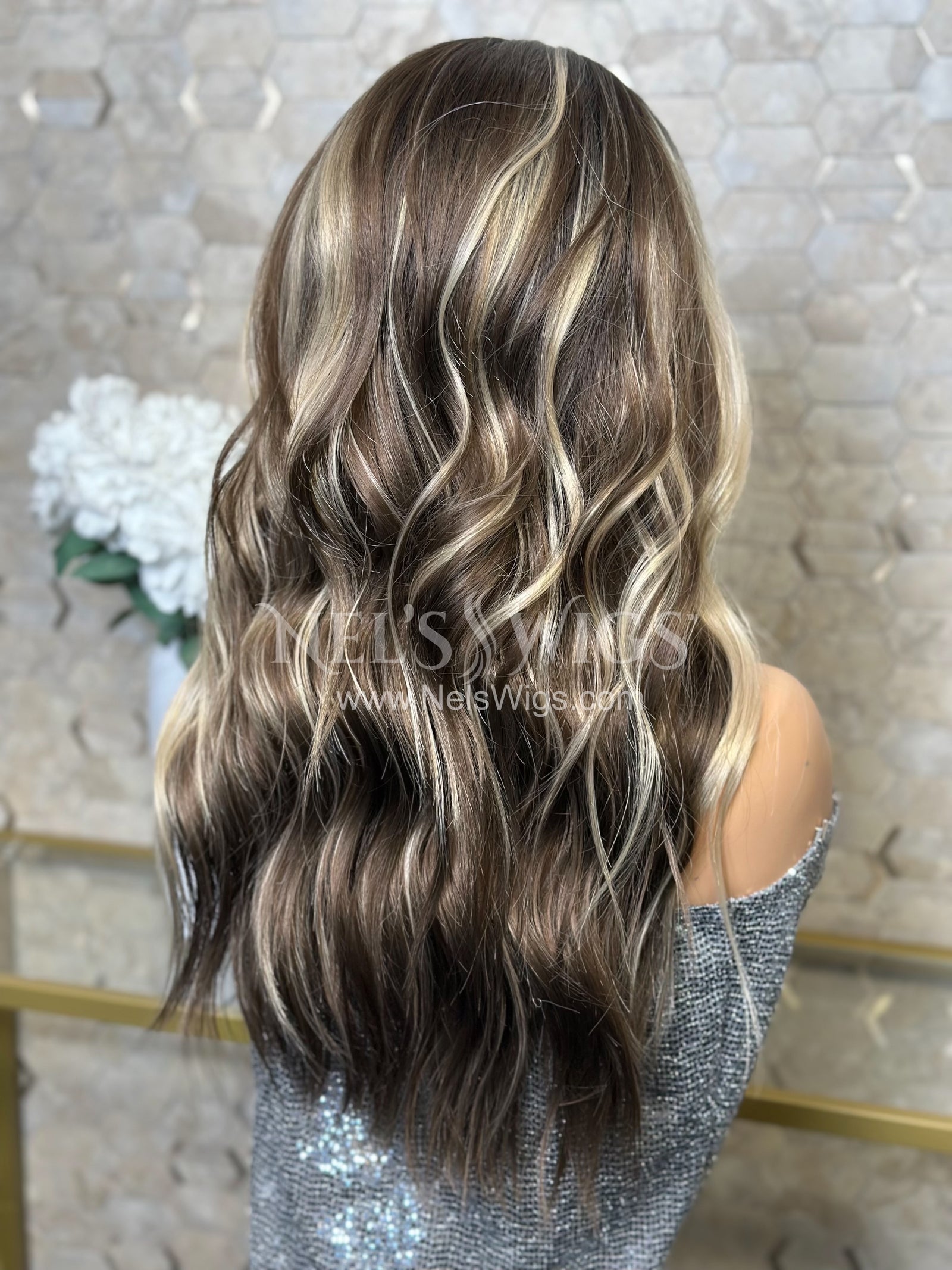 Nora 05 - Darker Brunette with Highlights