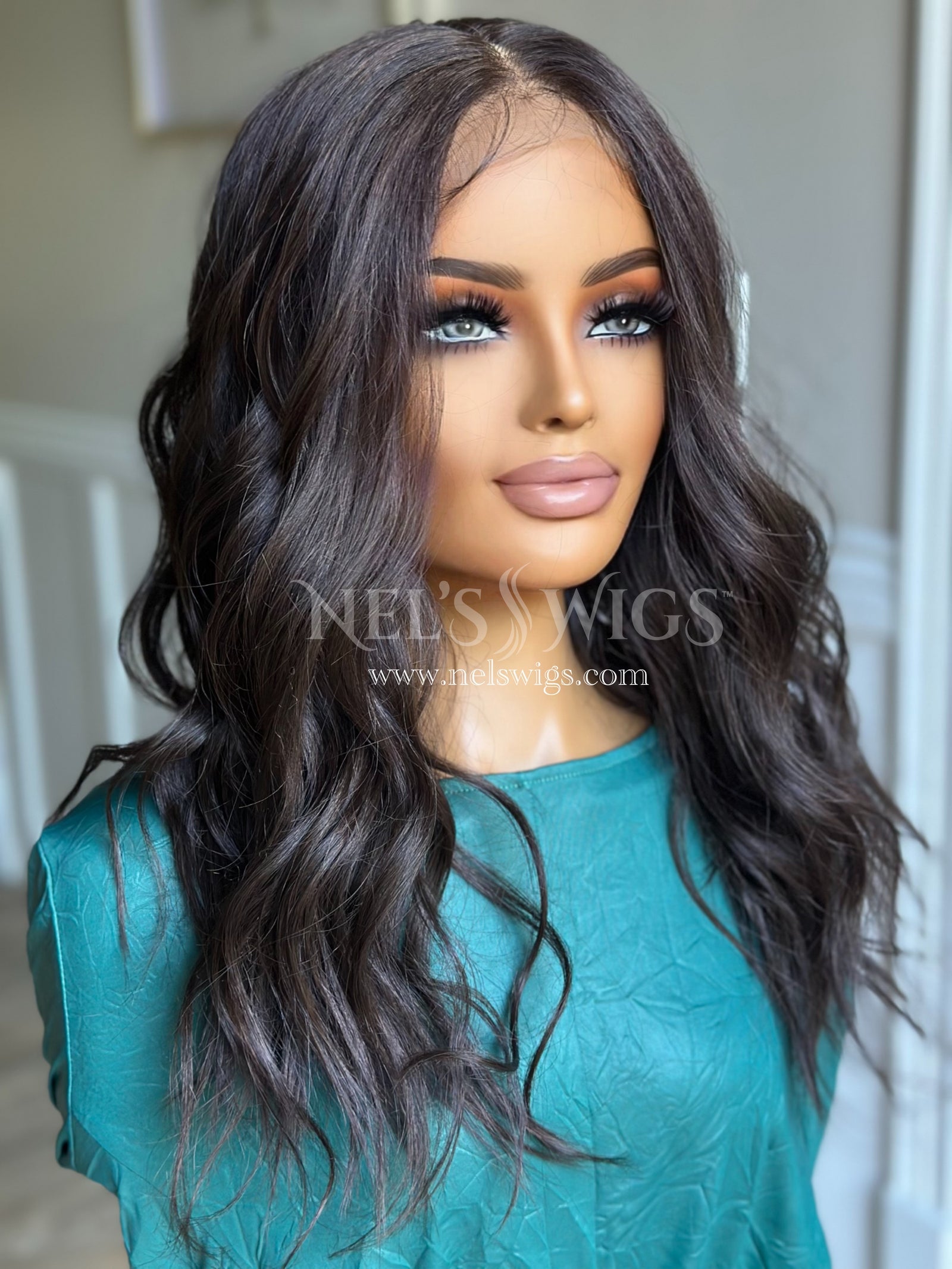 Ariana 04 - Medium Brunette