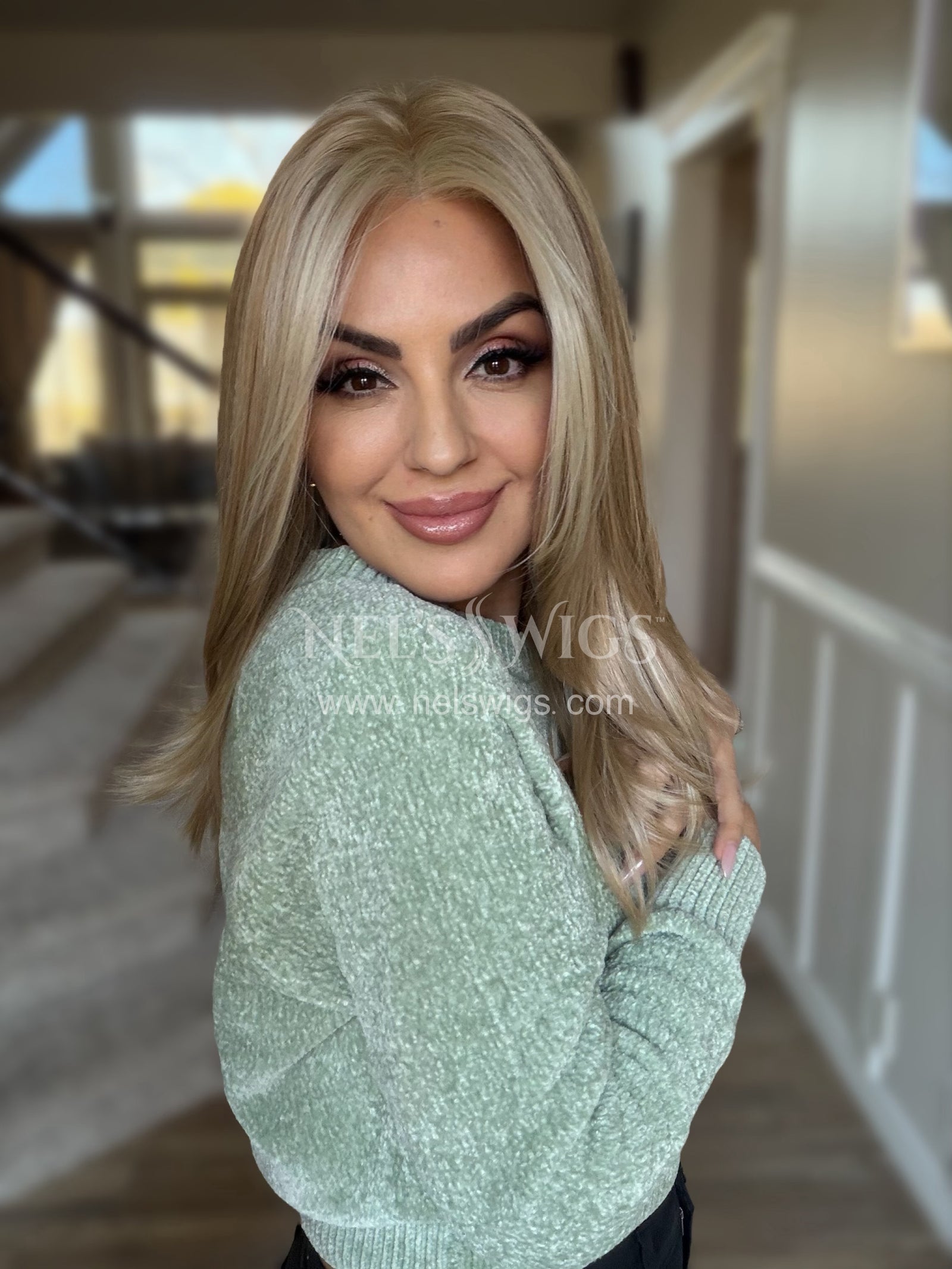 Raquel 02 - Monofilament - Medium Neutral Blonde