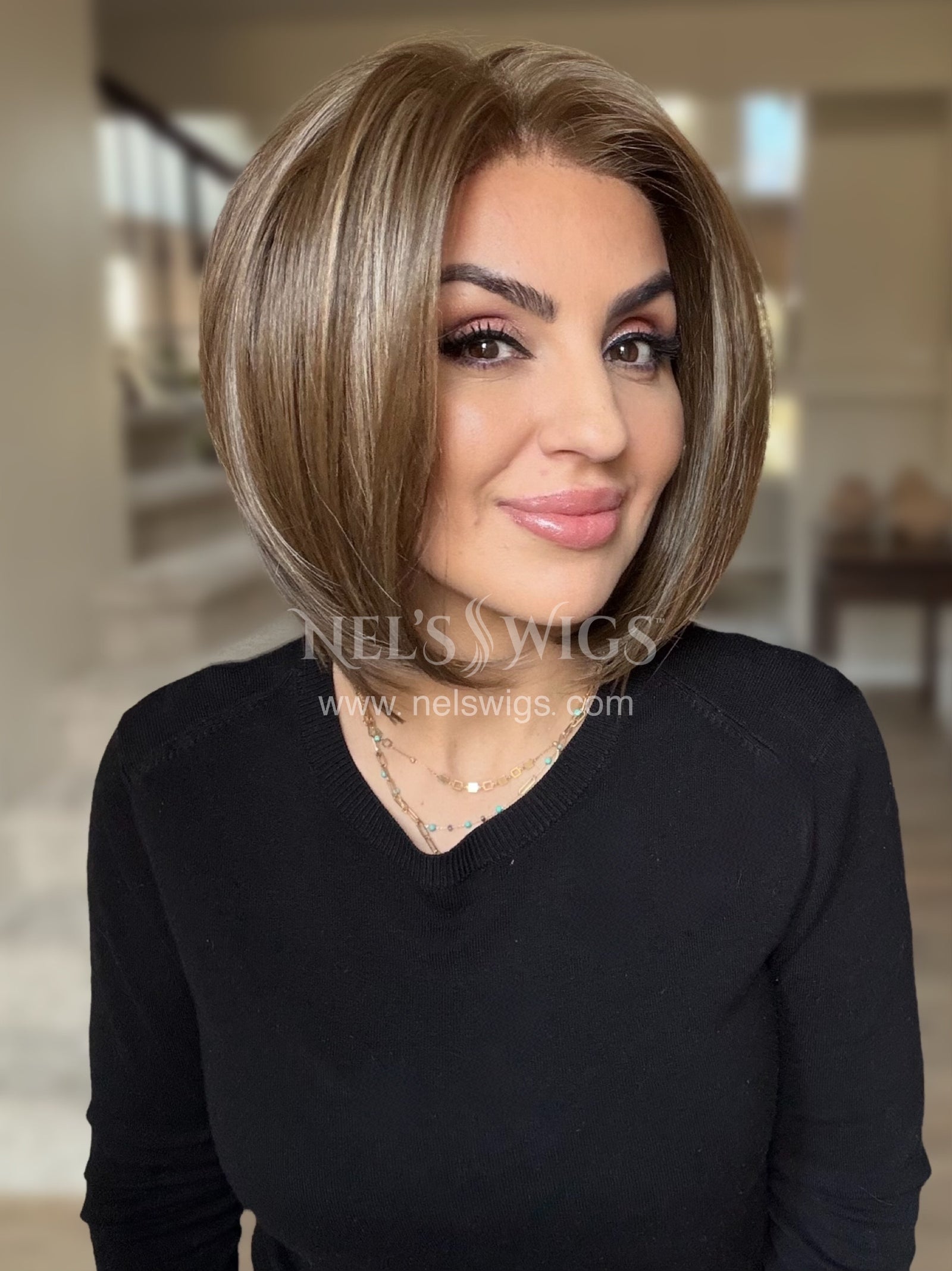 Nikki 07 - Light Soft Brunette with Highlights