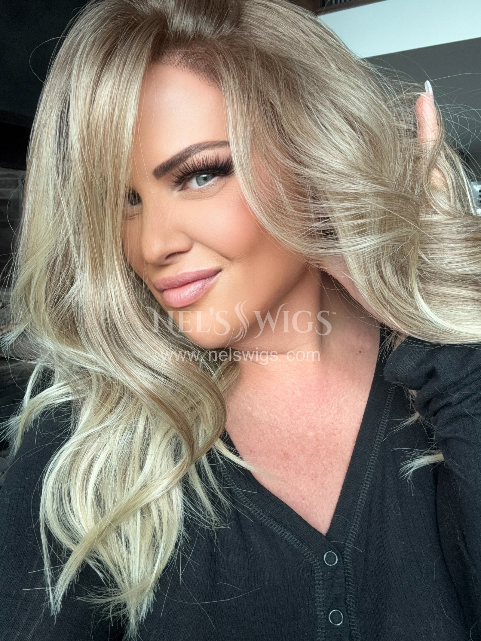 Terry 04 - Medium Neutral Blonde with Warm Blonde Ends