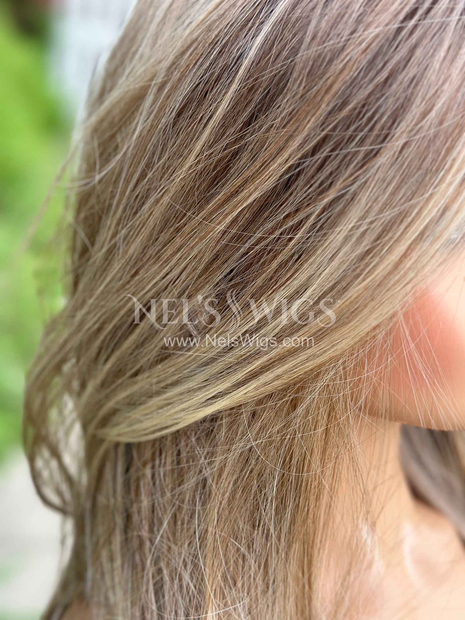 Tracy 01 / Original - Neutral Blonde with Warm Blonde Ends