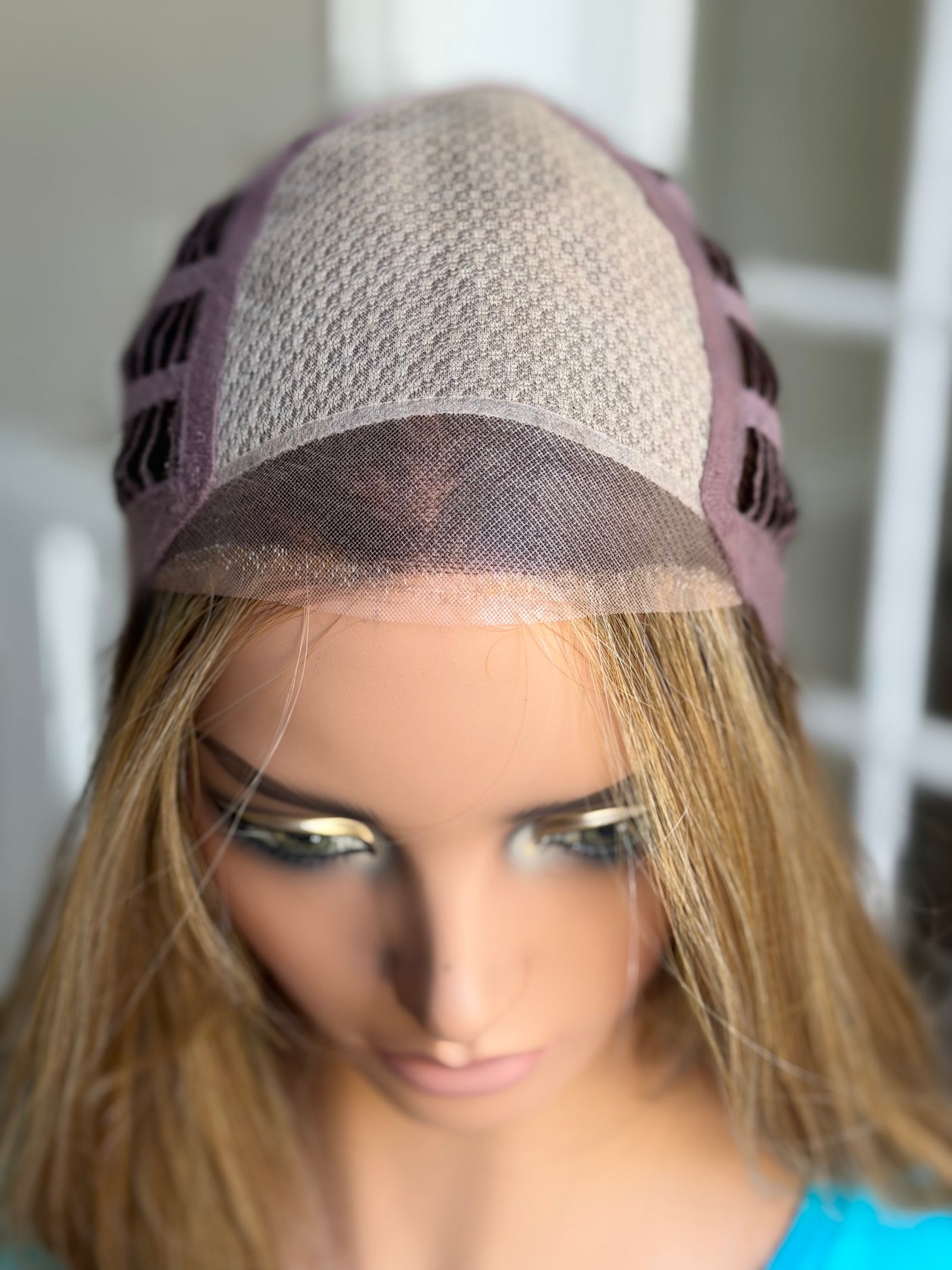 Kristen 02 - Monofilament