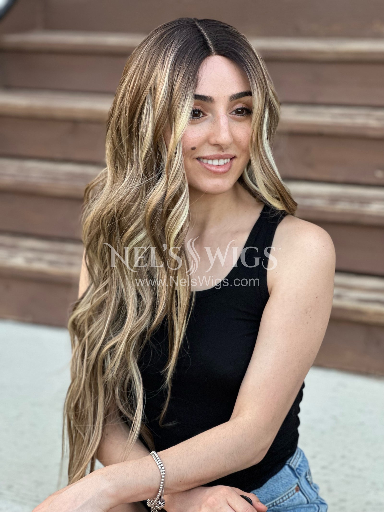 Bianca 01 - Warm Blonde and Light Brown Mix - Highlighted