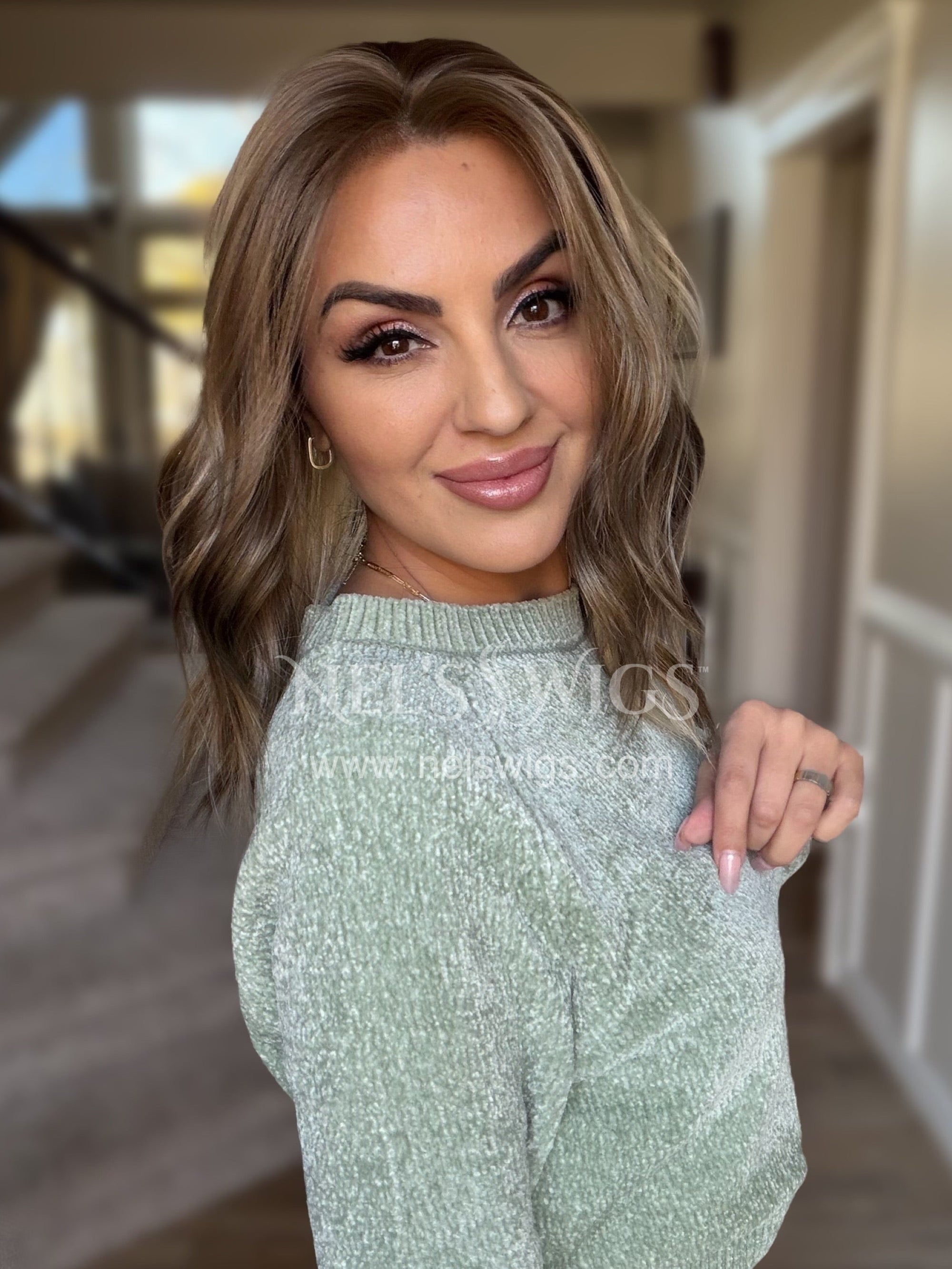 Cindy 01 - Average - Ashy Light Brunette and Vanilla Blonde