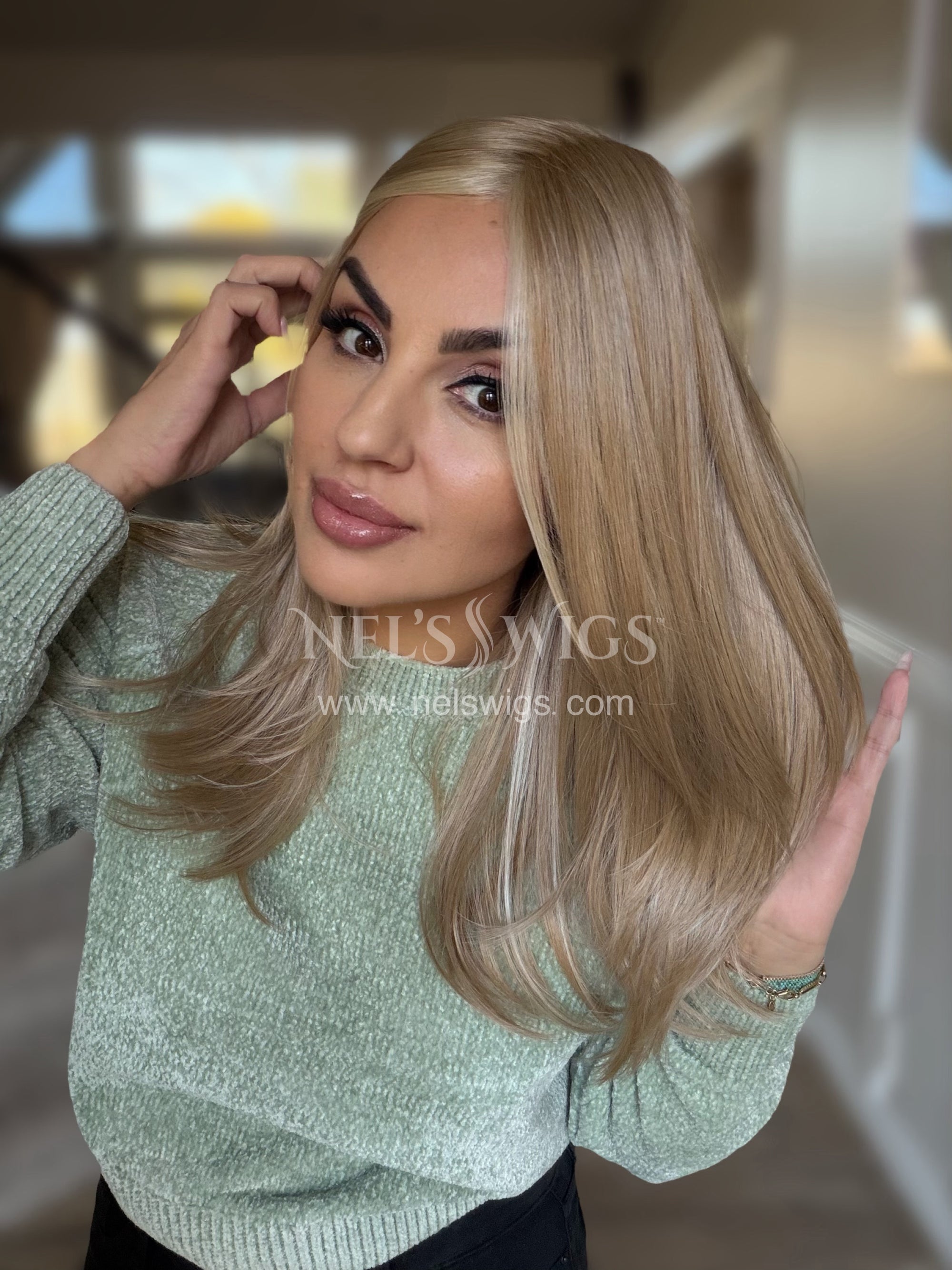 Raquel 02 - Monofilament - Medium Neutral Blonde