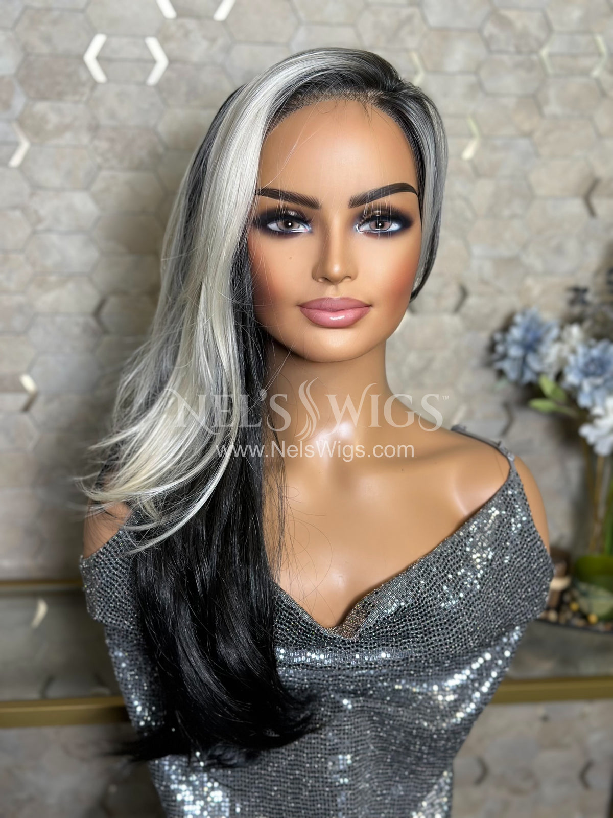 Tracy 04 - Black/Off White - FINAL SALE (discontinued)