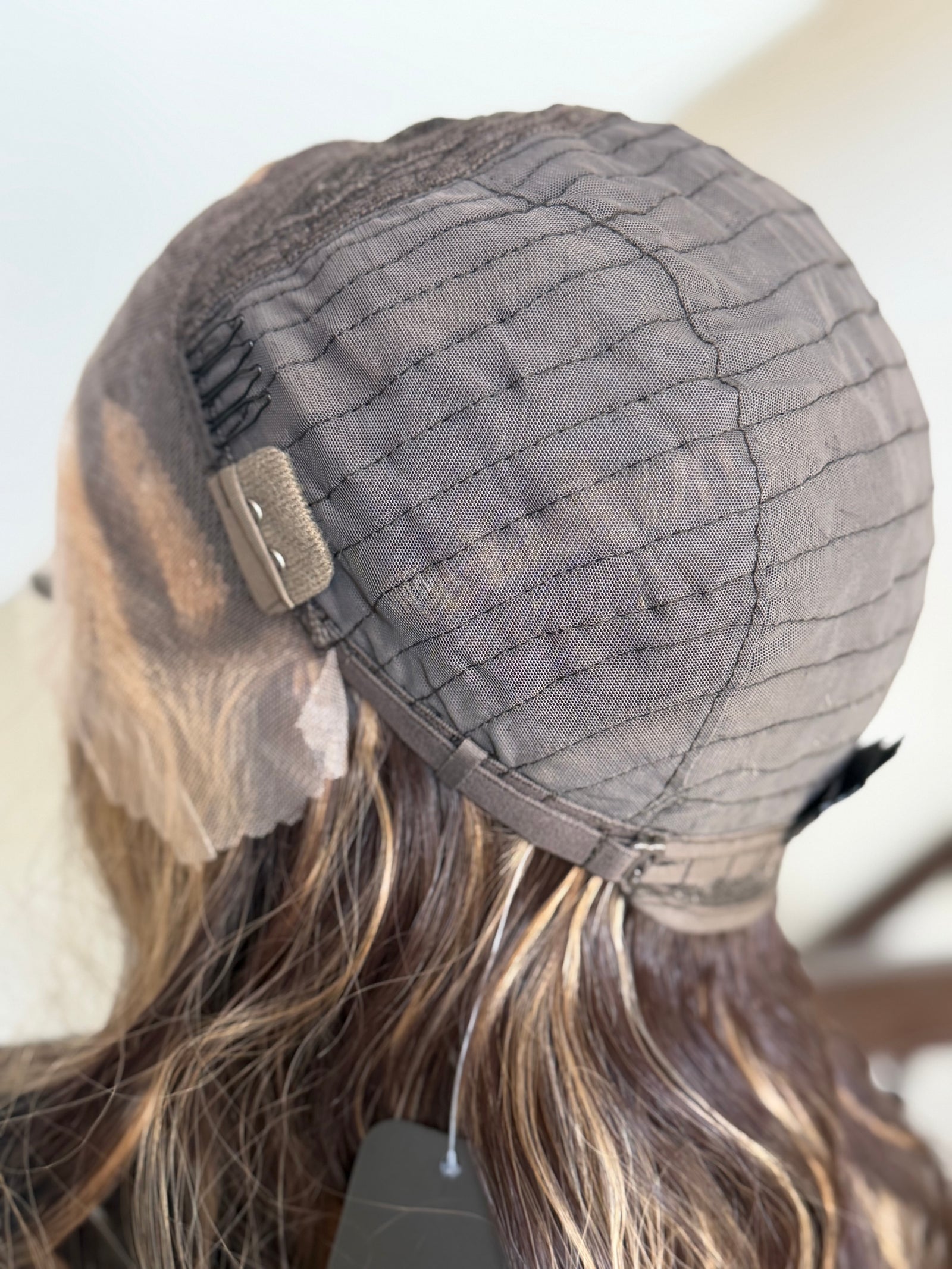 Ivette 04 (Small, Average)