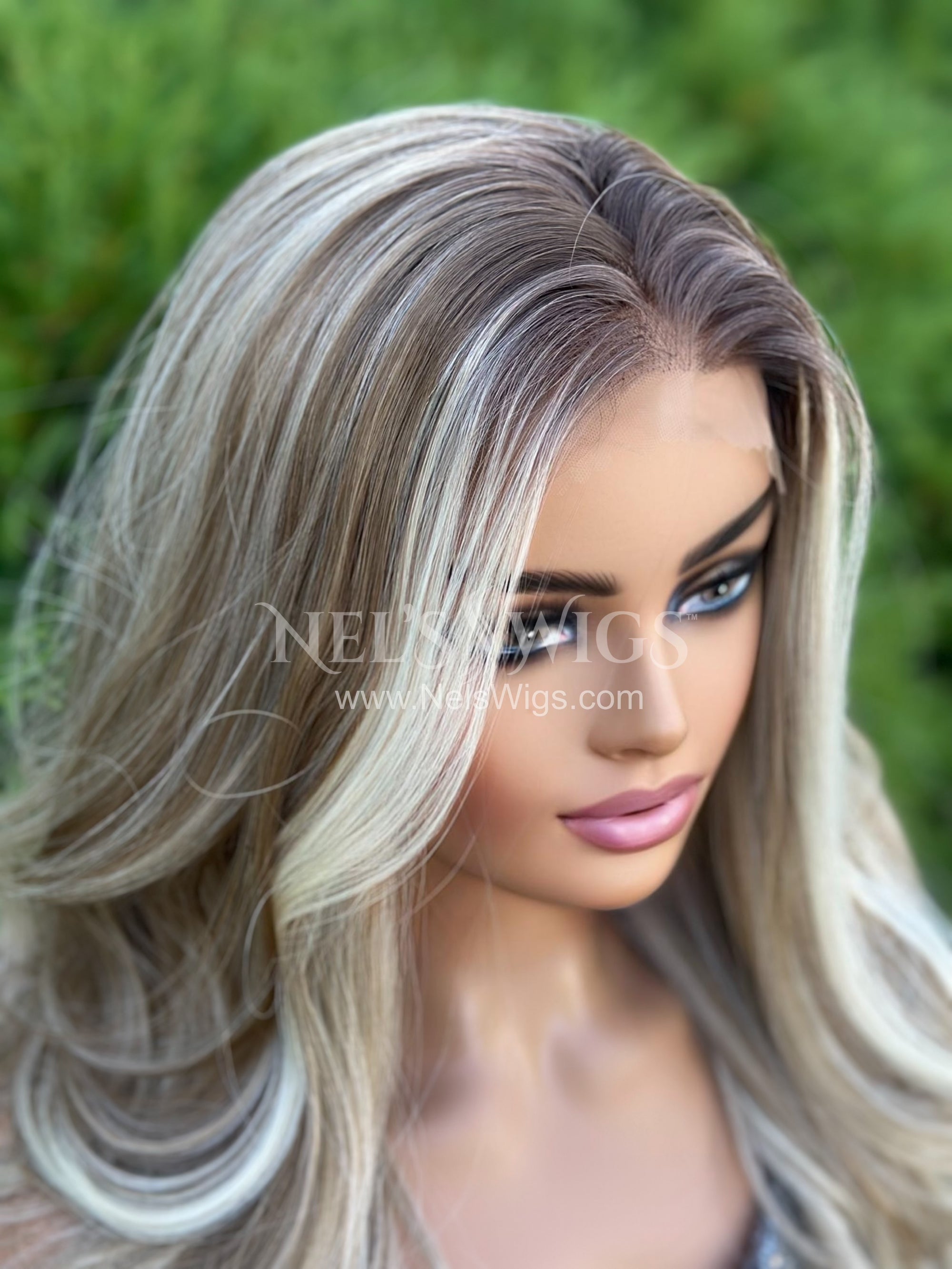 Emmie 02 - Blonde/Dirty Blonde Balayage