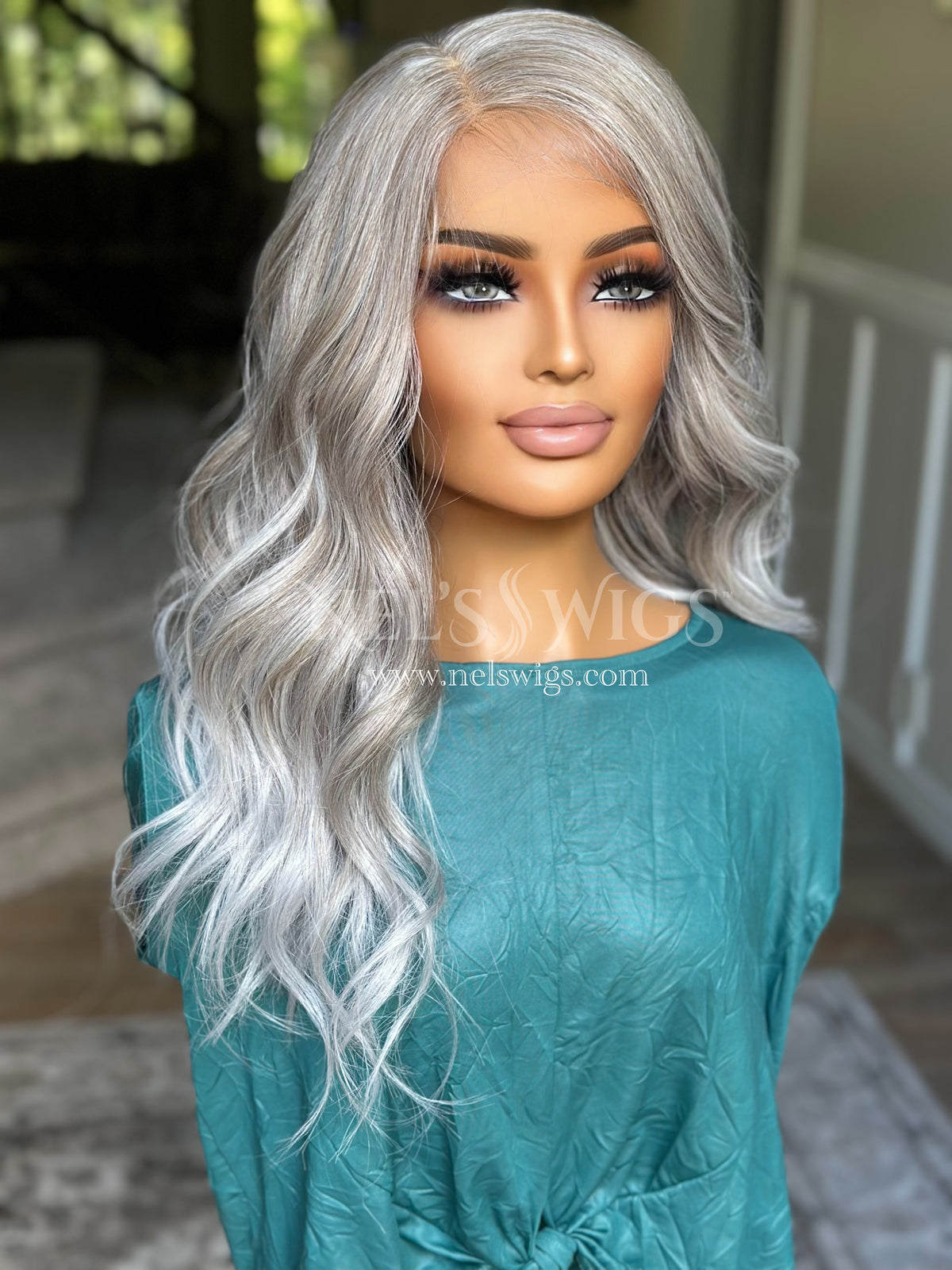 Ariana 06  - Silver & Smokey Beige blend