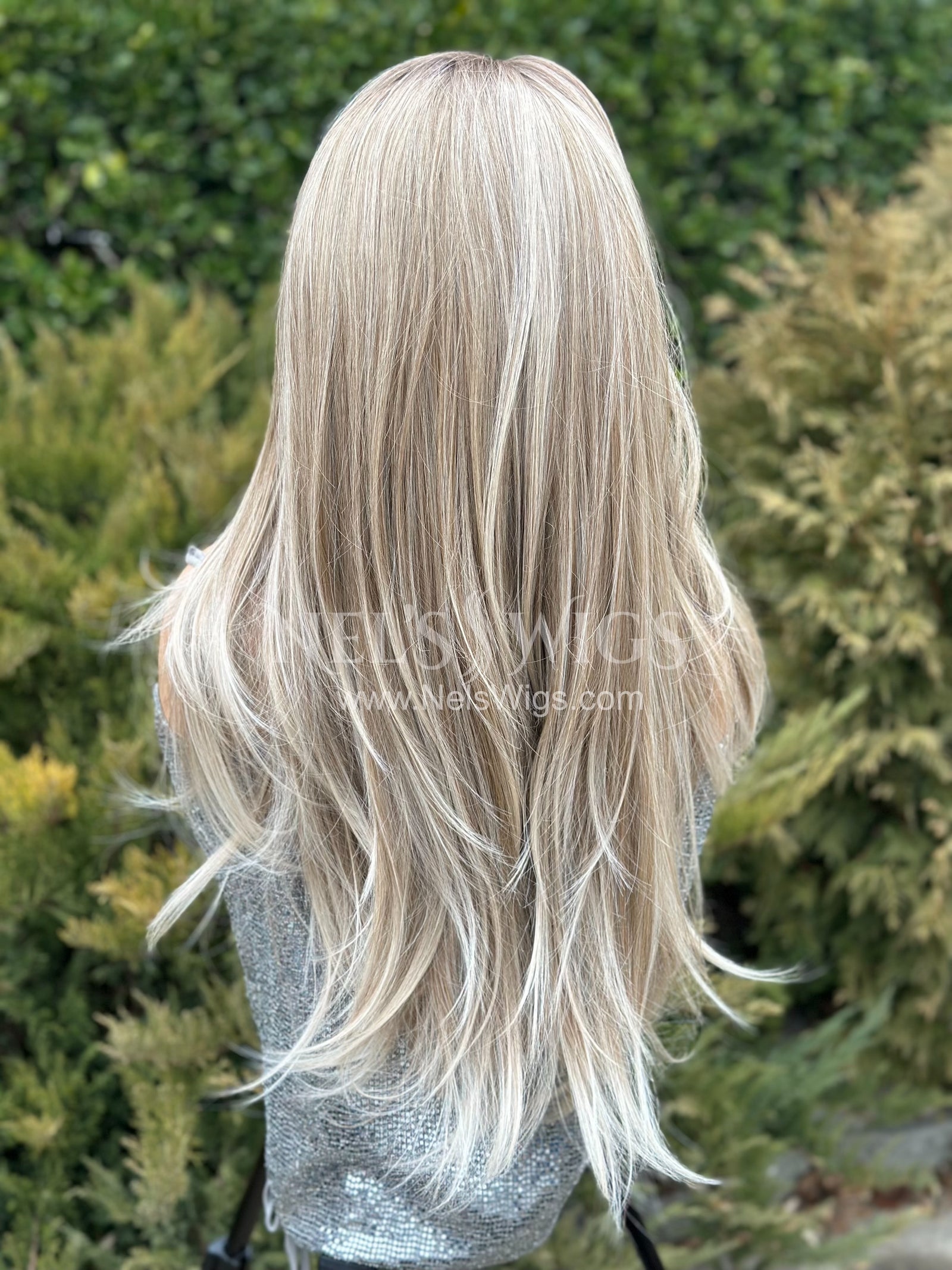 Tracy 05 - Ashy Neutral Blonde with Cool Blonde Ends
