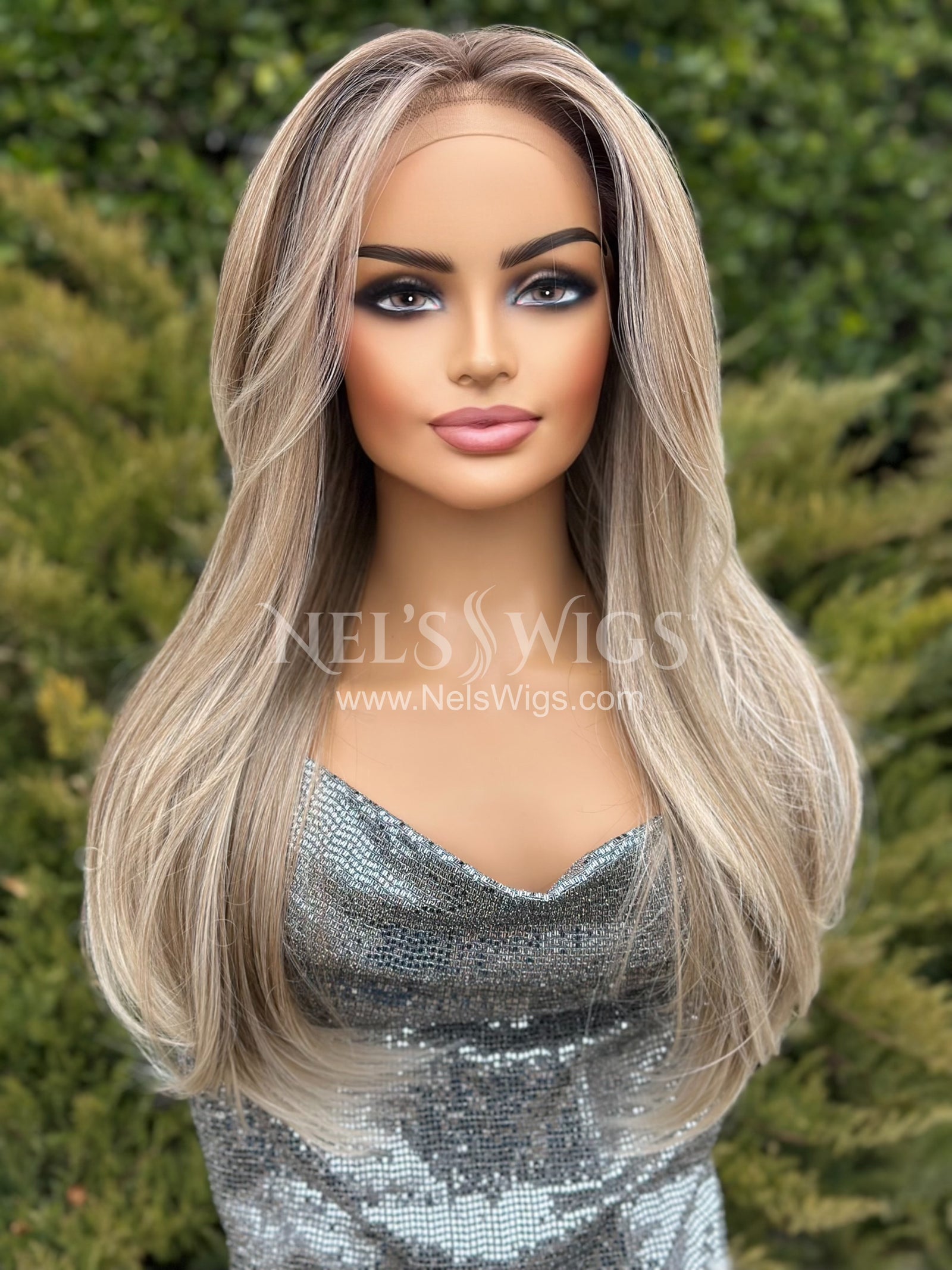 Tracy 05 - Ashy Neutral Blonde with Cool Blonde Ends