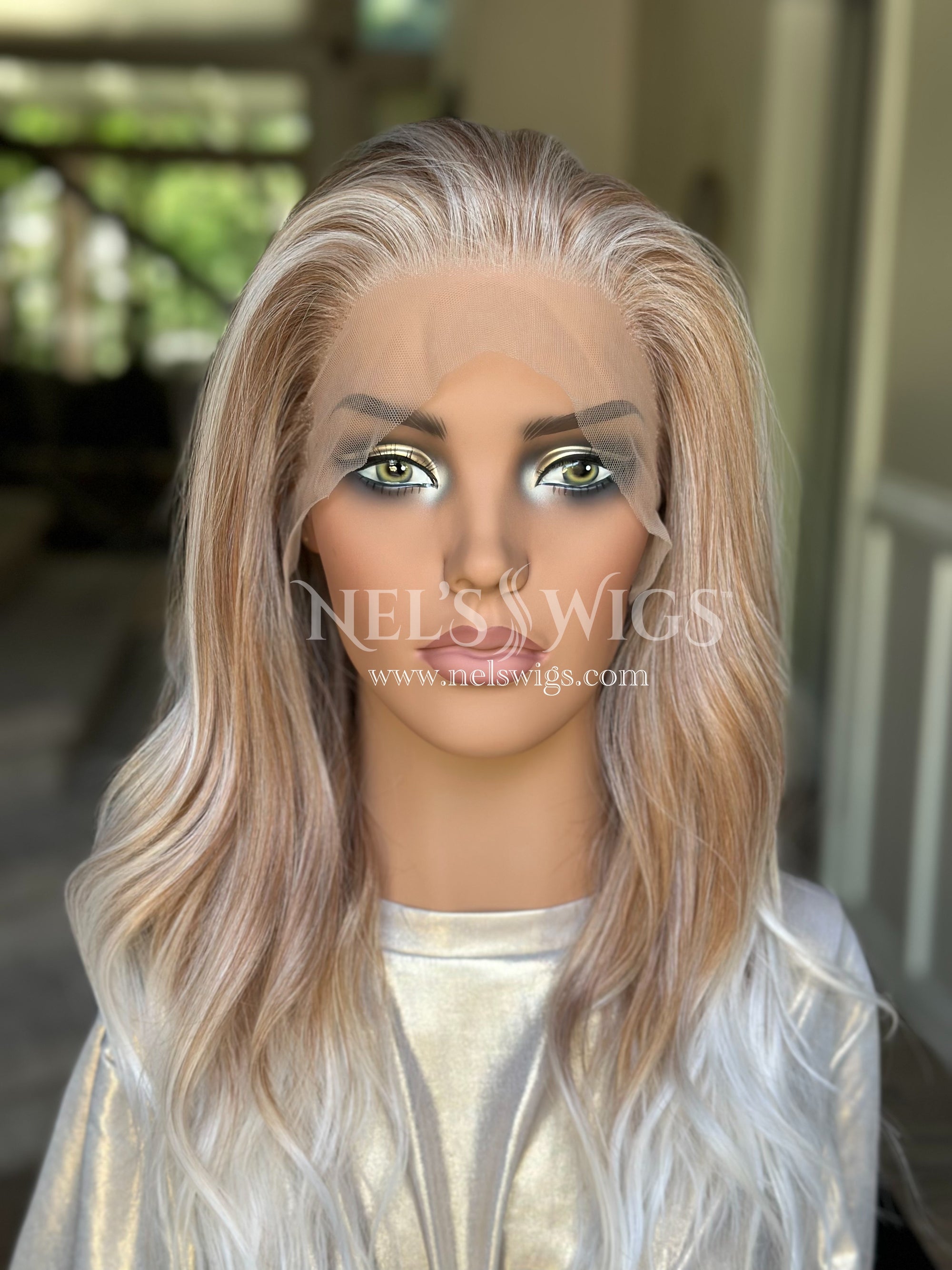 Kendra 01 - Large