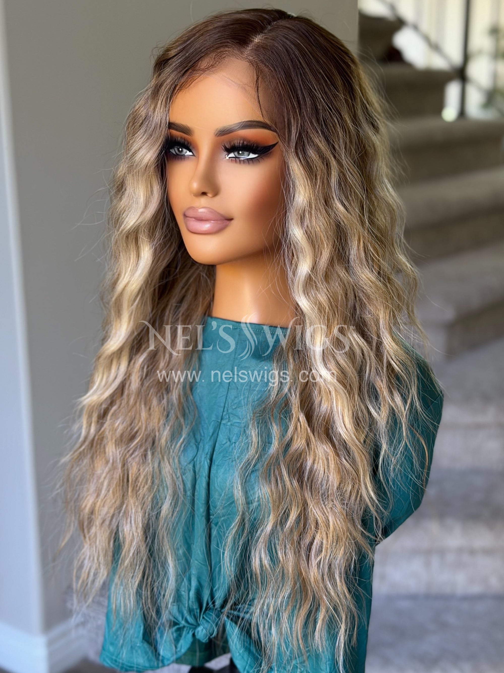 Ocean 01 - 26" - Medium Blonde with Money Pieces