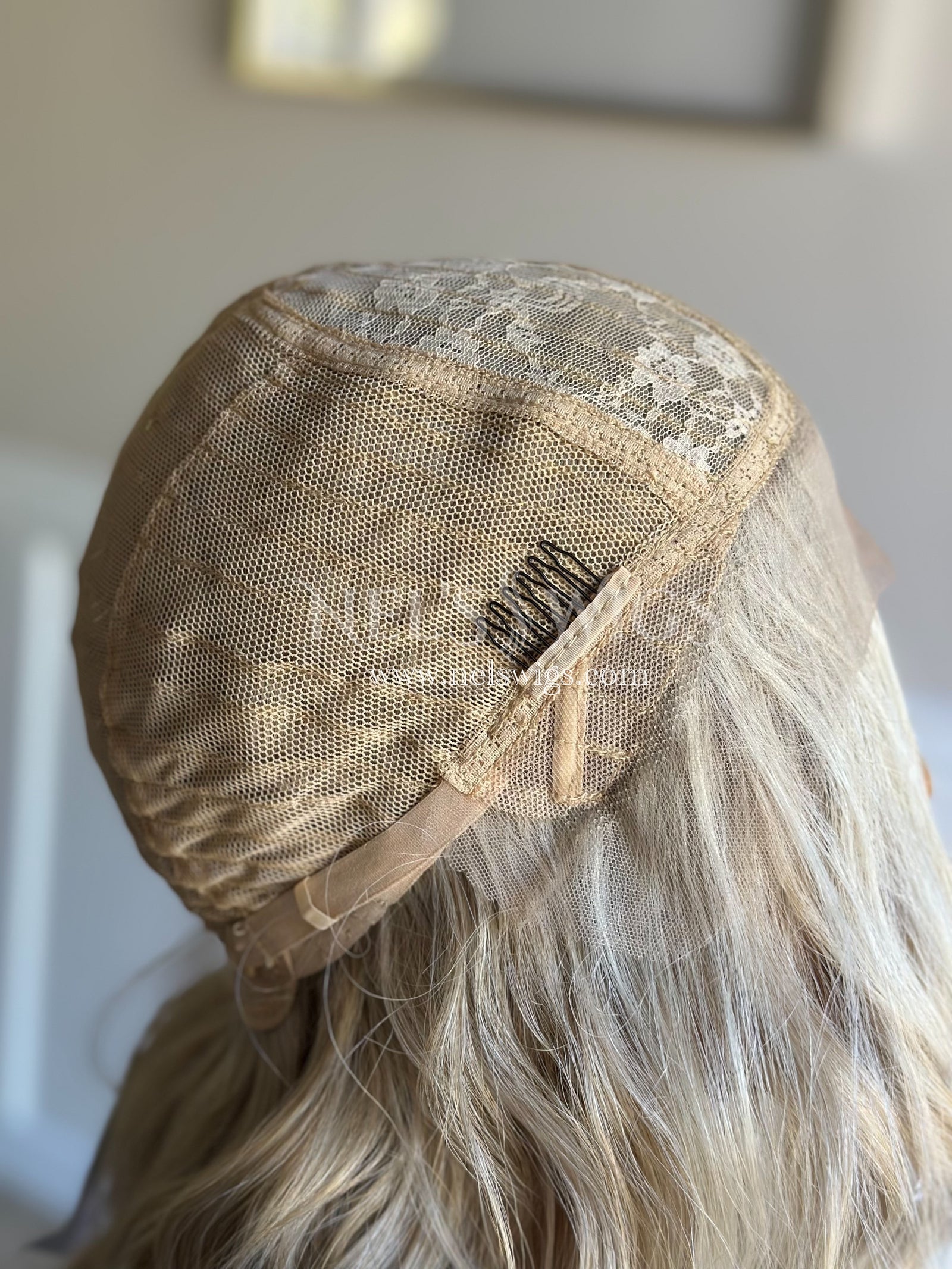 Ariana 10 - Creamy Vanilla