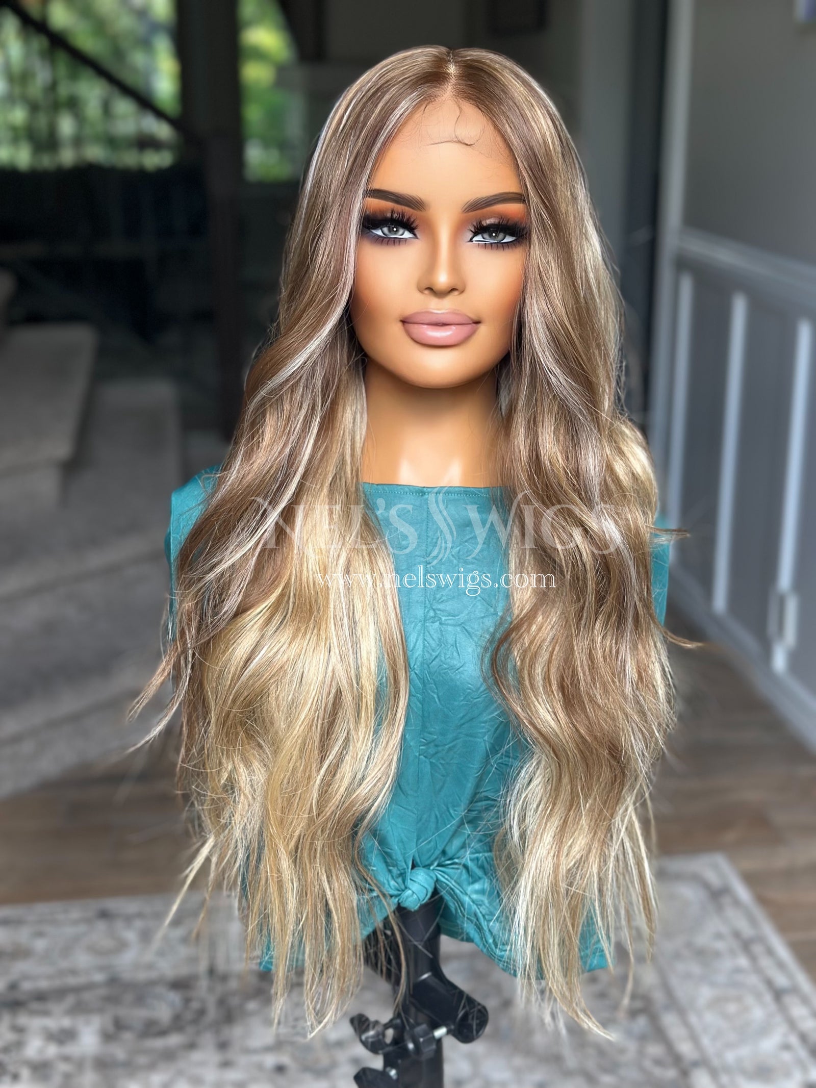 Bianca 10 - Light Brown with Warm and Strawberry Blonde - Highlighted