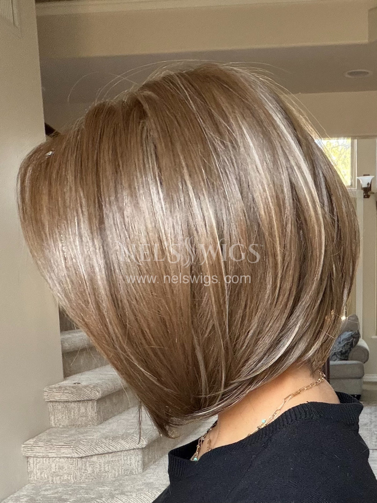 Nikki 07 - Light Soft Brunette with Highlights