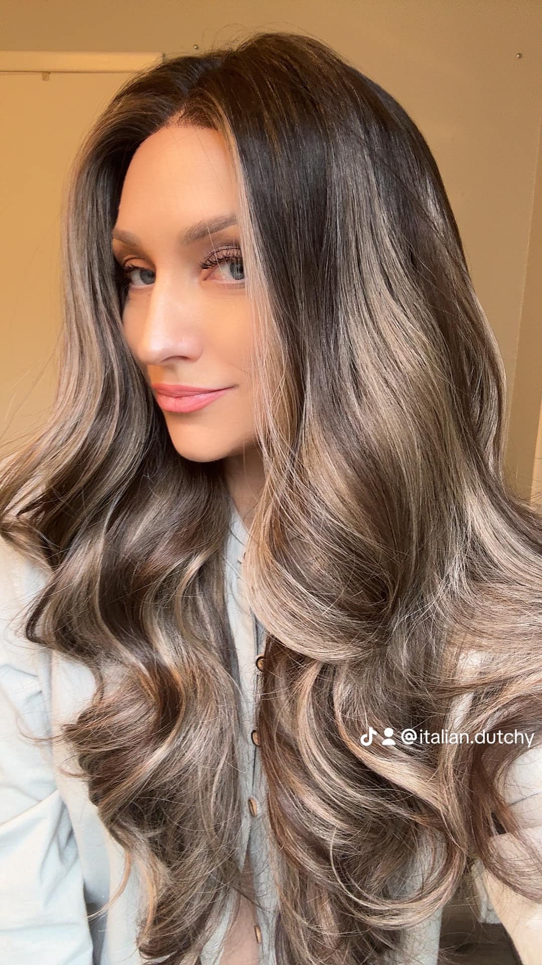 Stevi 01 - Soft Brunette with Highlights