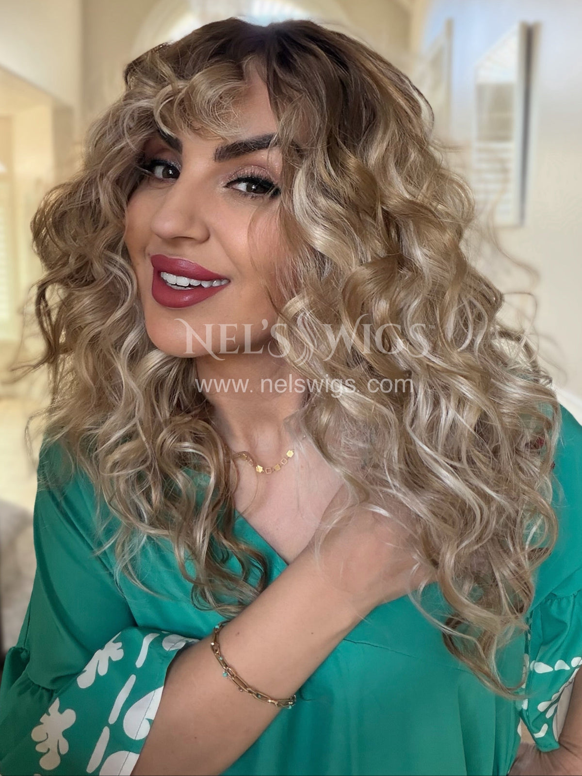 Joyce 02 (Small, Average, Large)