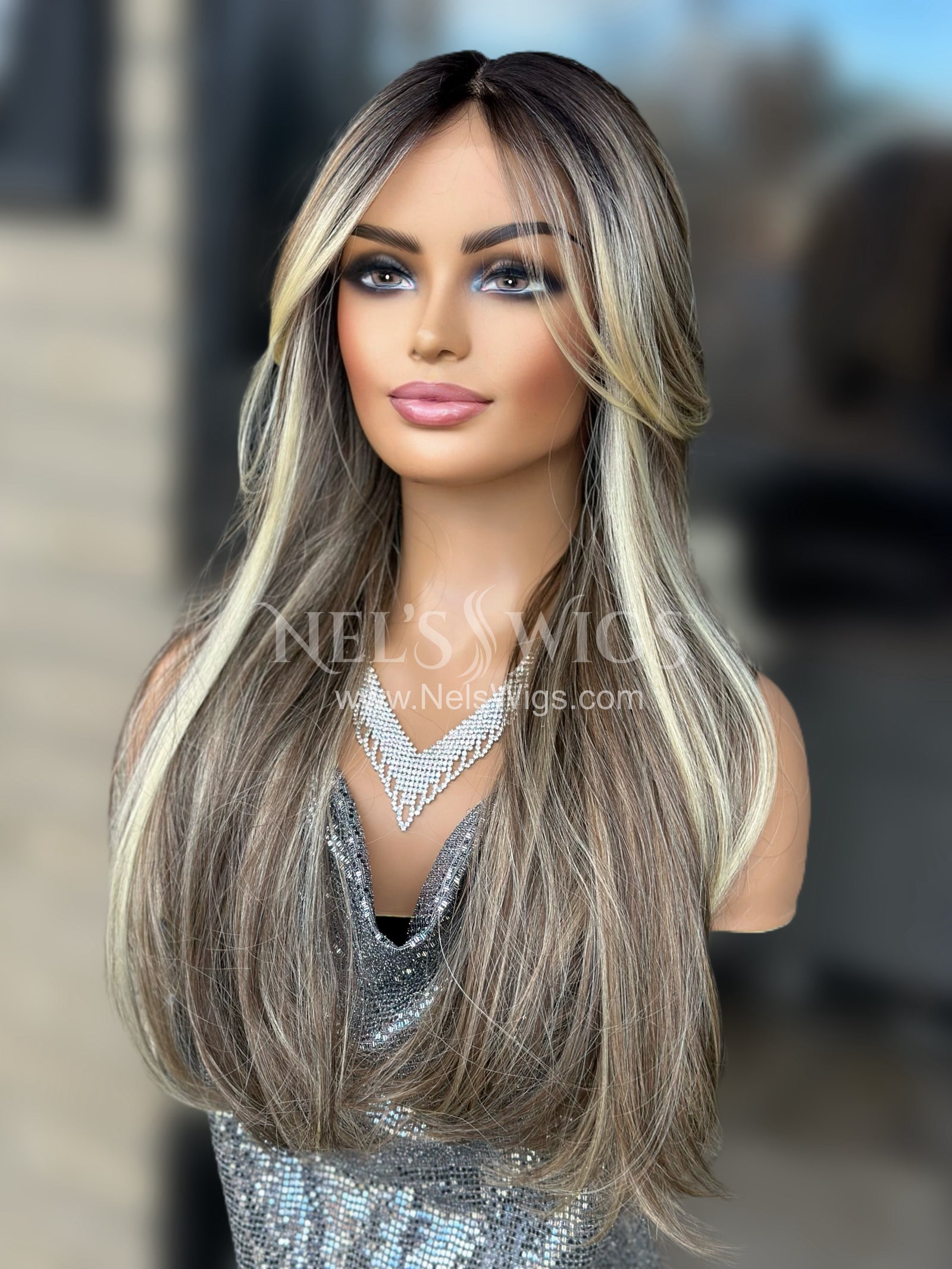 Alyson - Soft Brunette with #613 Highlights