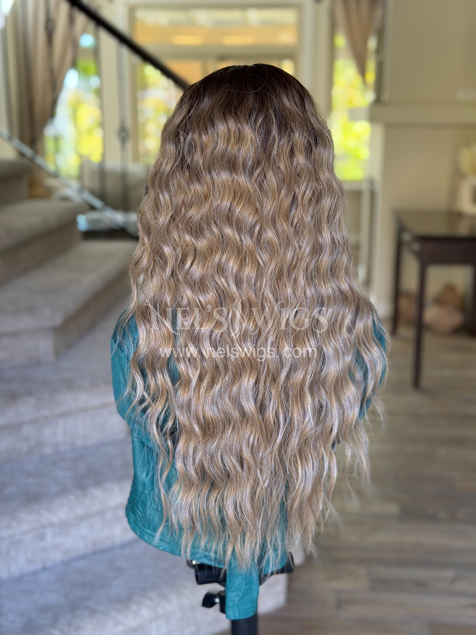 Ocean 01 - 26" - Medium Blonde with Money Pieces