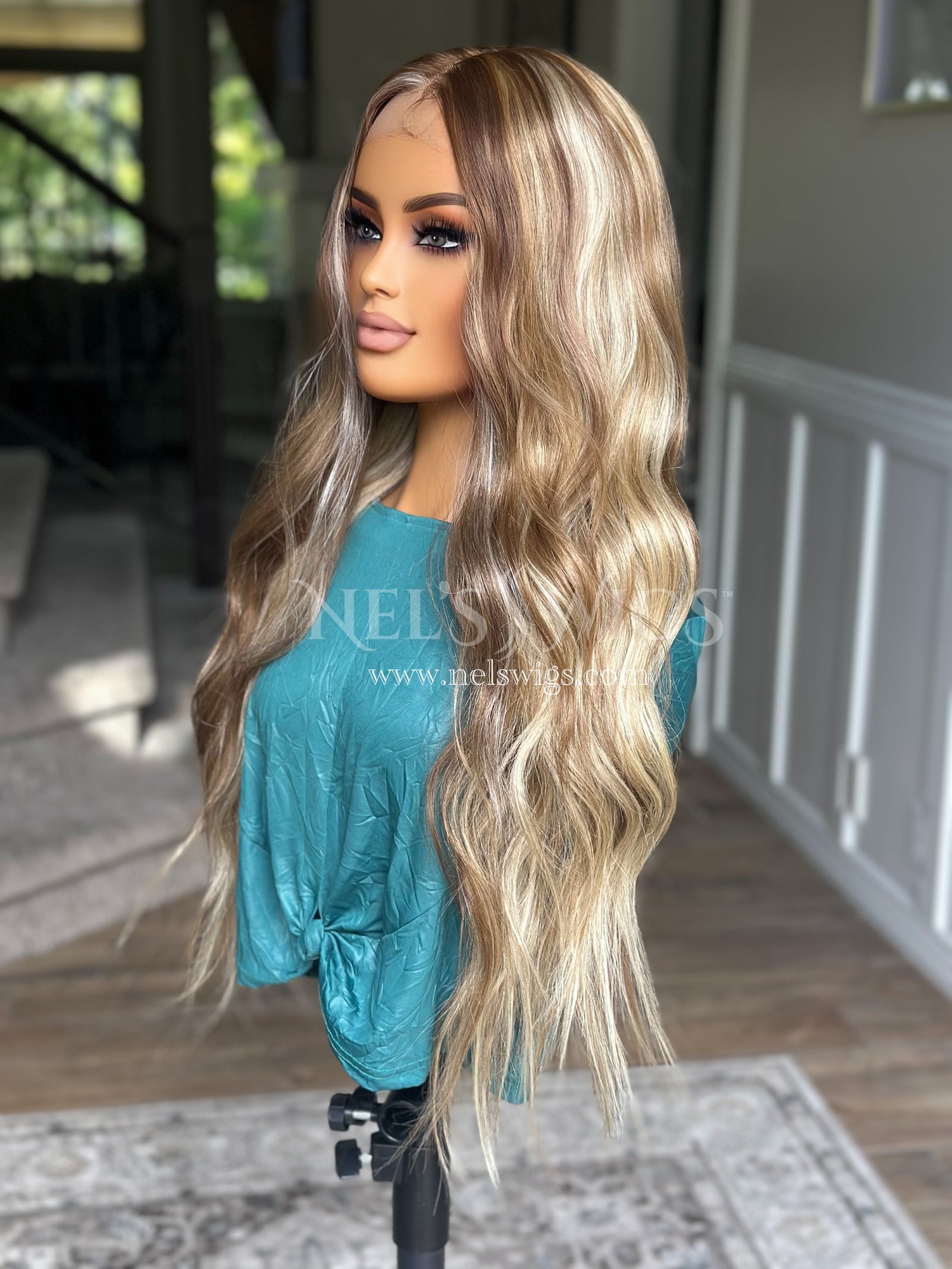 Bianca 10 - Light Brown with Warm and Strawberry Blonde - Highlighted