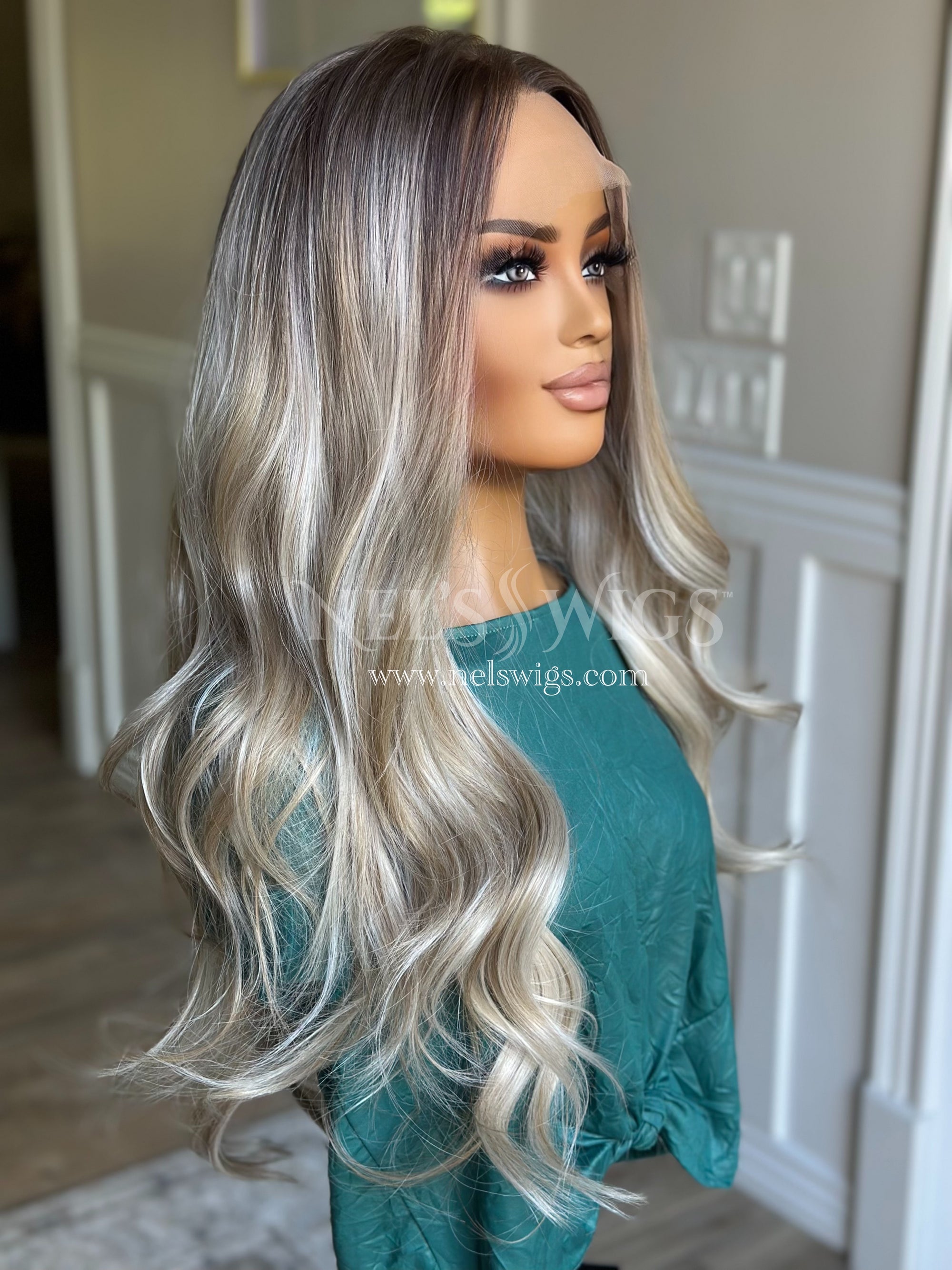 Lenora 02 - Wavy