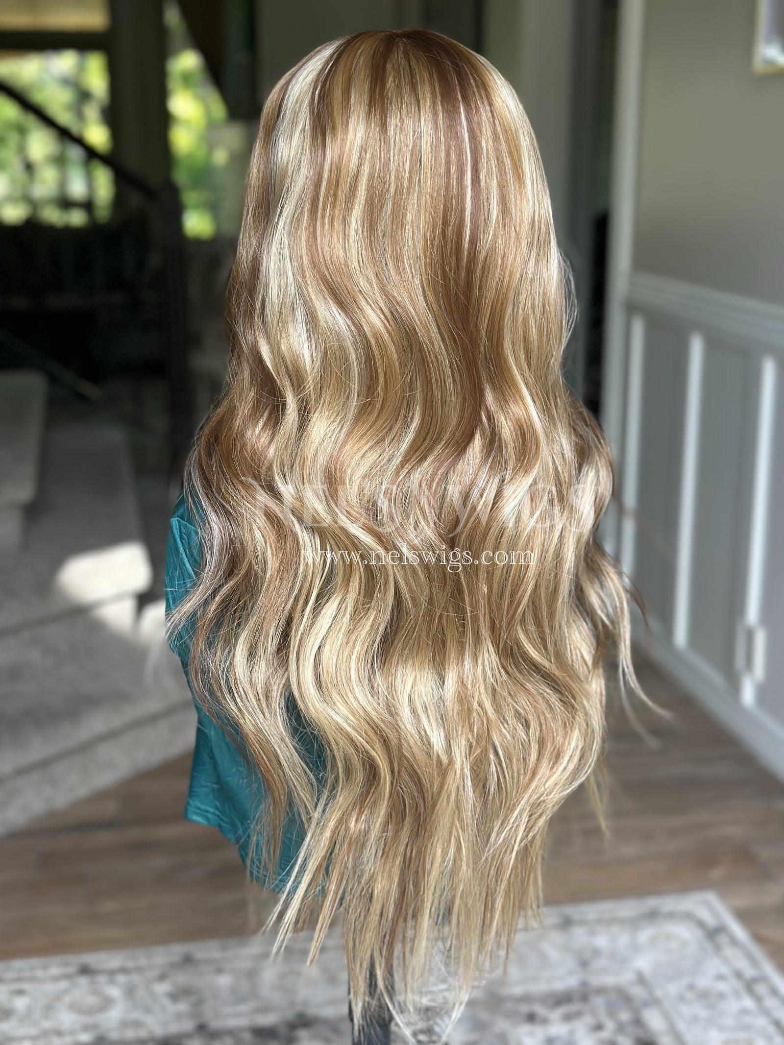 Bianca 10 - Light Brown with Warm and Strawberry Blonde - Highlighted