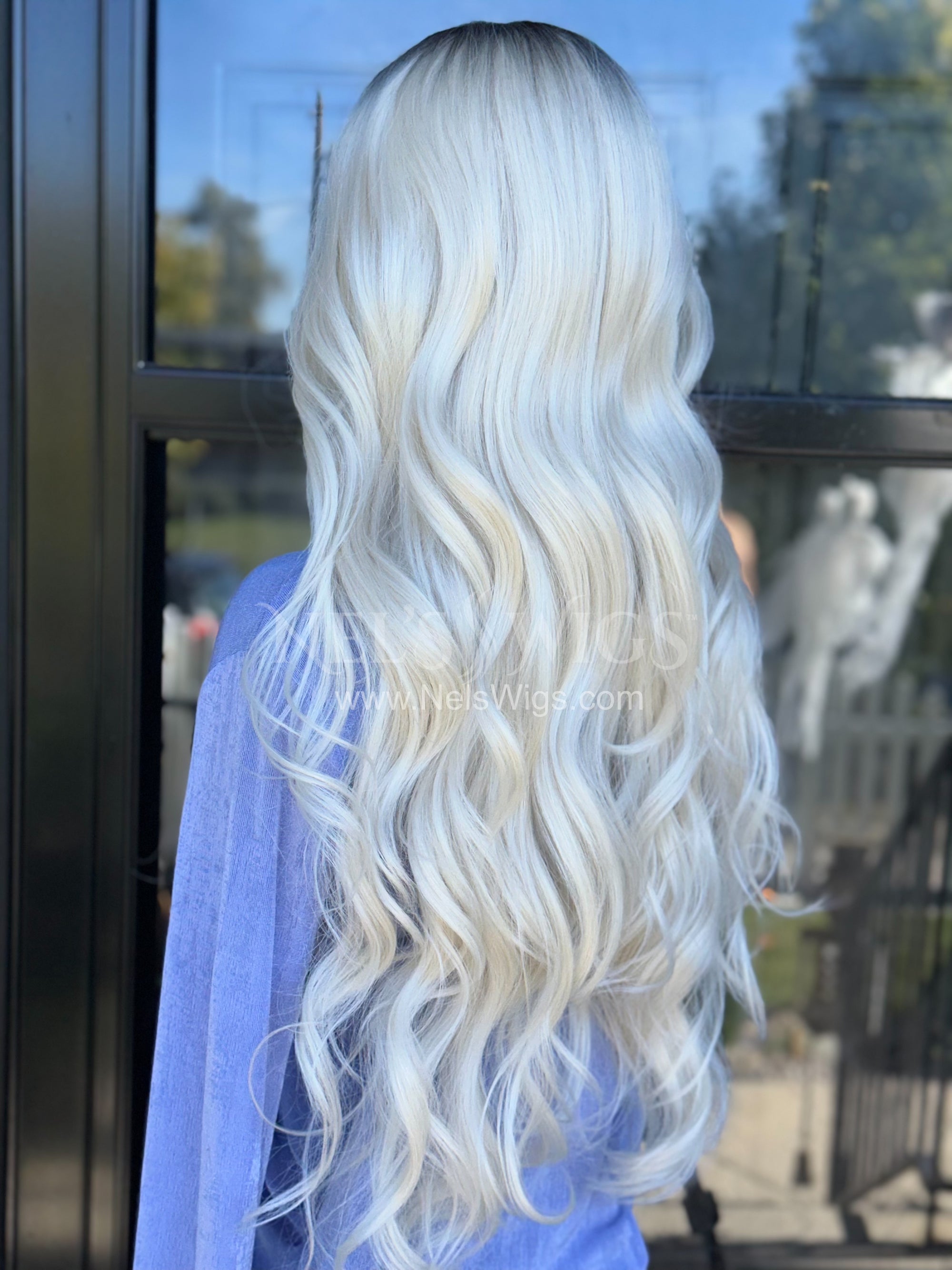 Leslie - Buttery Ash Blonde