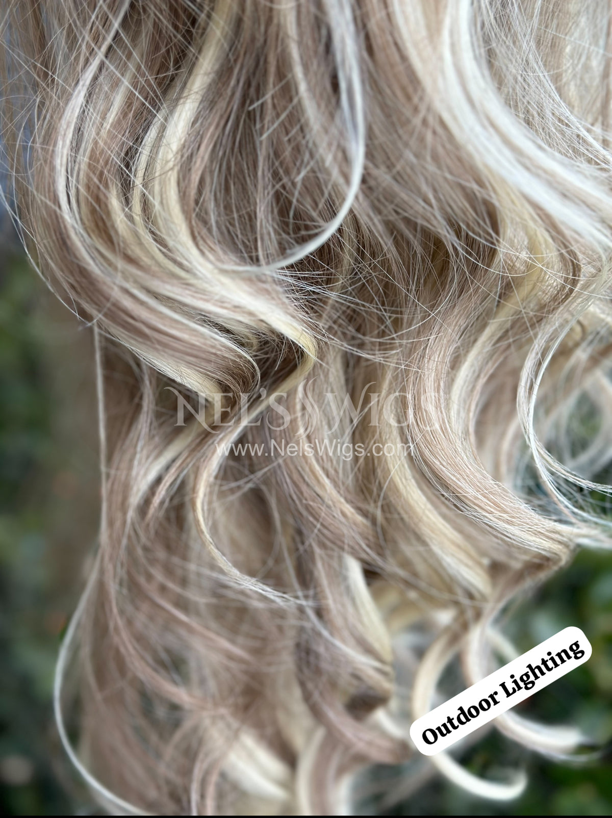 Stevi - 08 - Blonde with Light Brown Mix