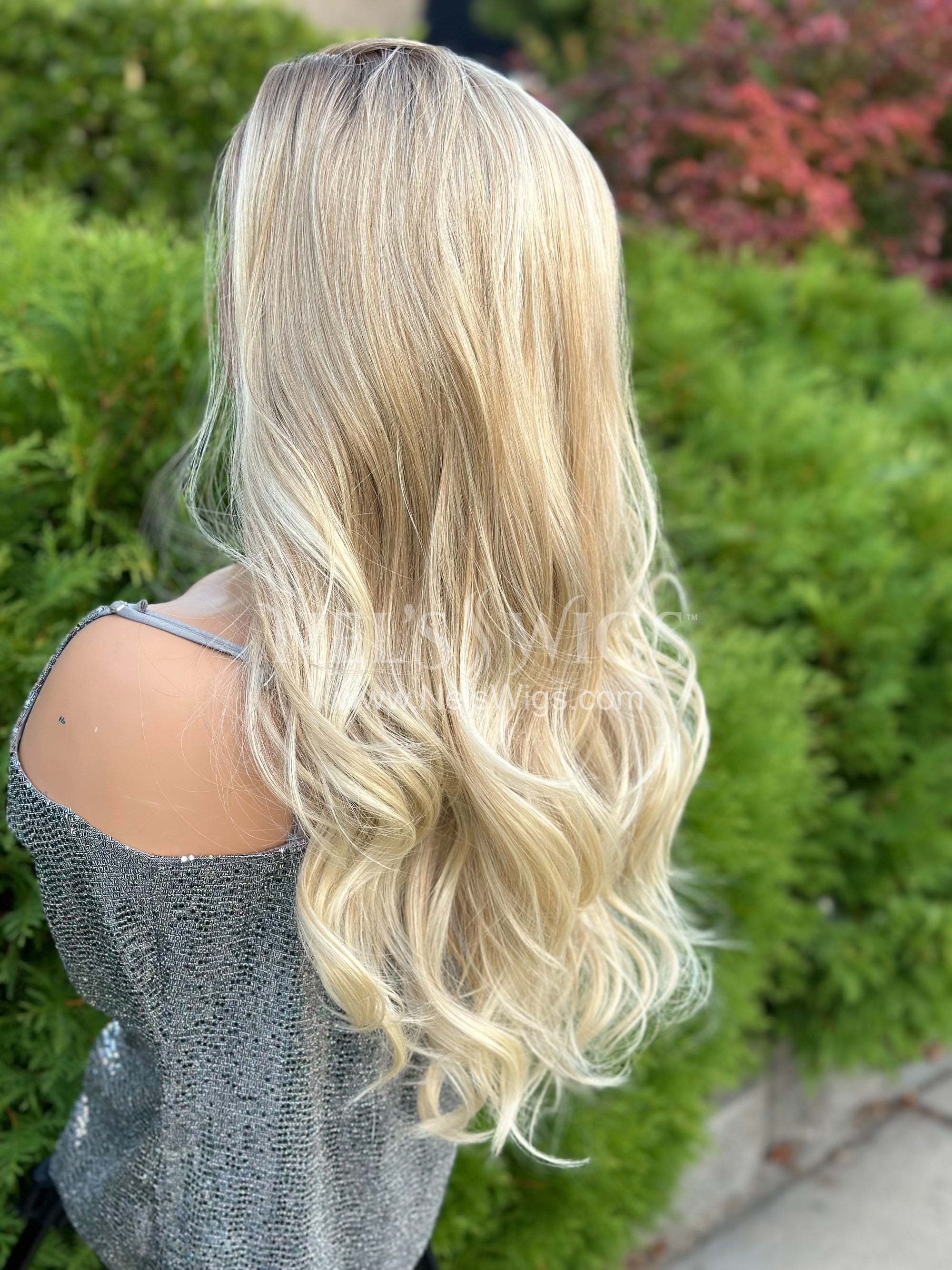 Emmie 01 - Soft Warm Blonde Balayage