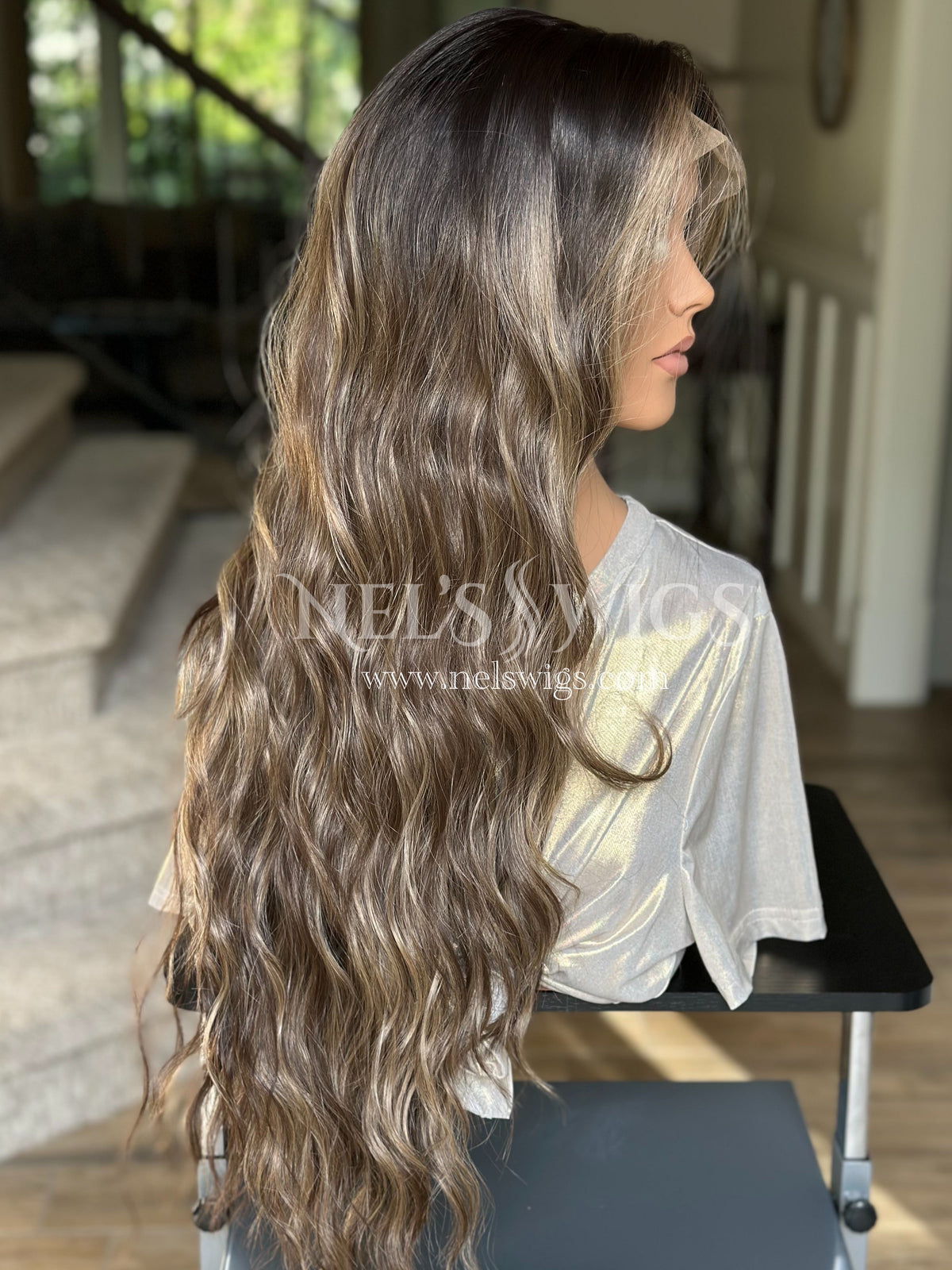 Jean 05 - Soft Brunette with Highlights