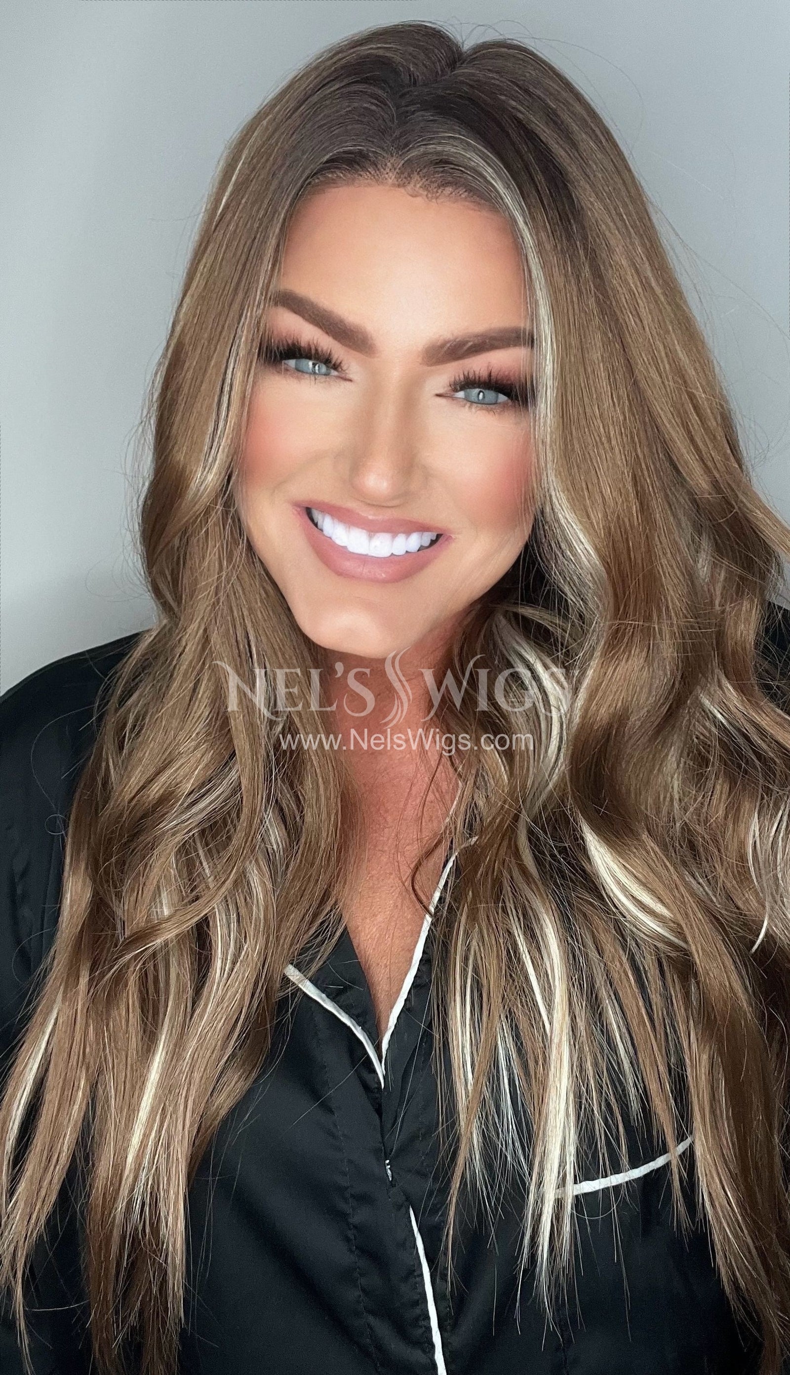 Nora 02 - Warm Brunette with Highlights