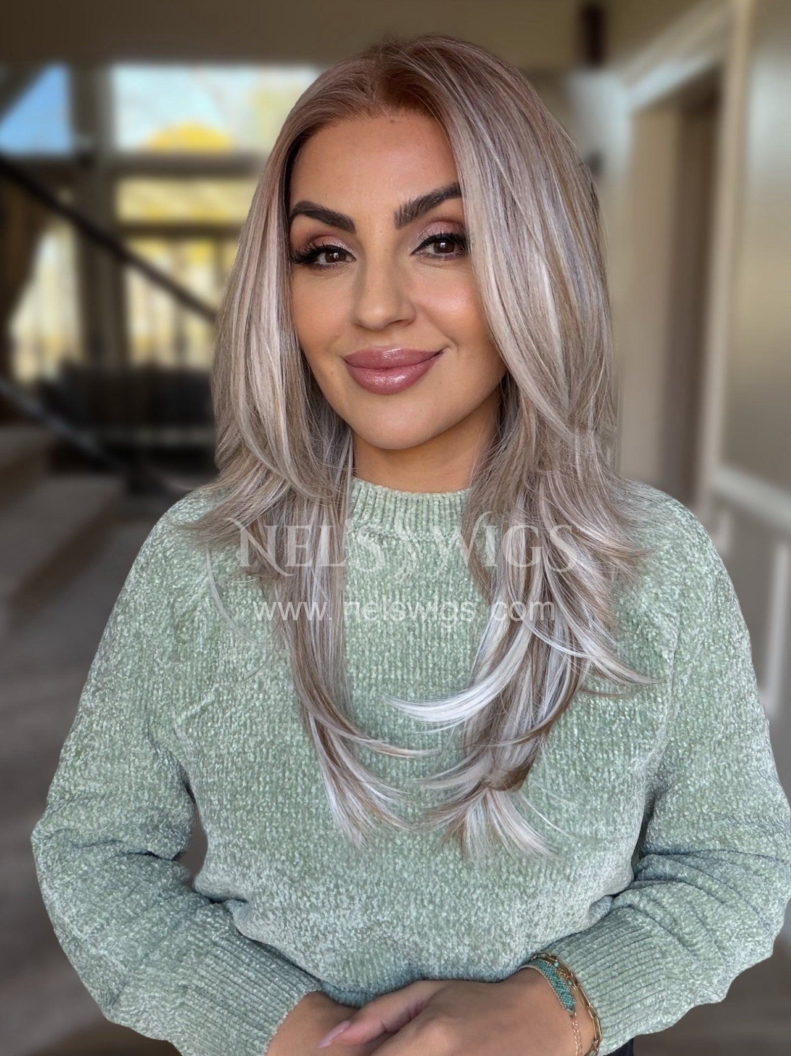 Rosanna 02 - Sandy Pearl Blonde